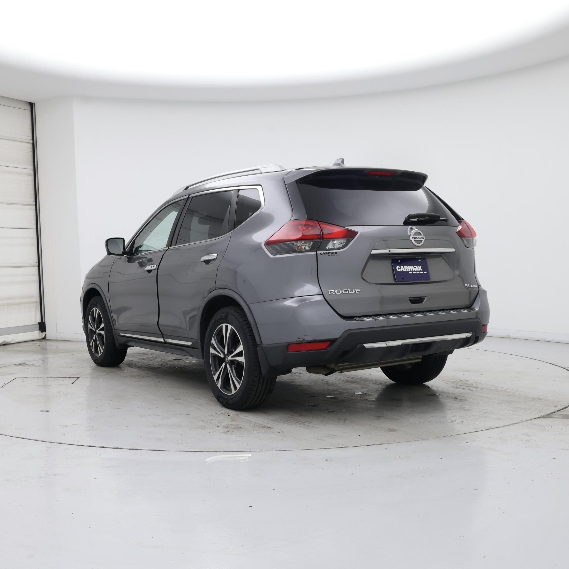 Thumbnail: 2018 Nissan Rogue - 2