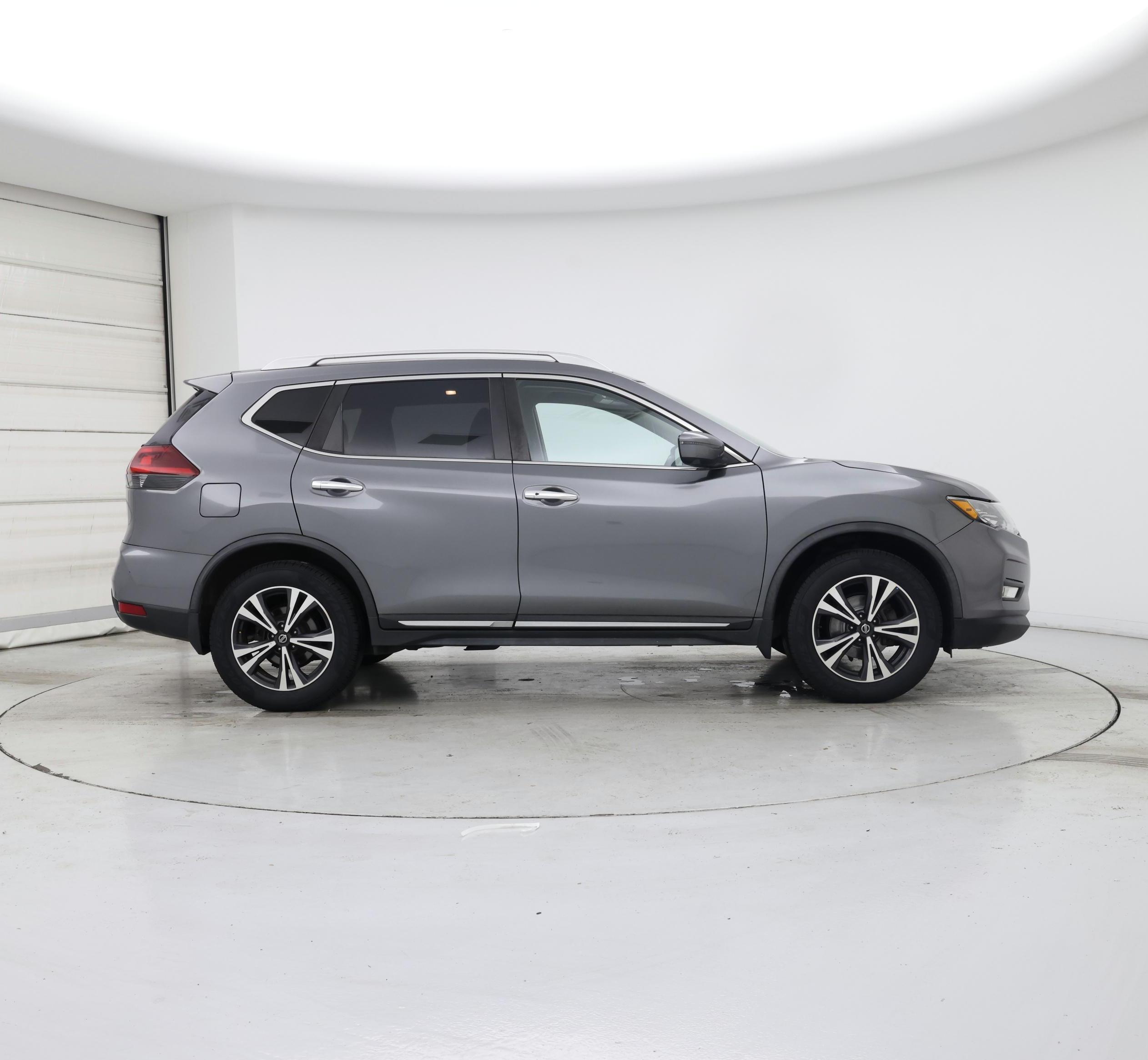 Thumbnail: 2018 Nissan Rogue - 7