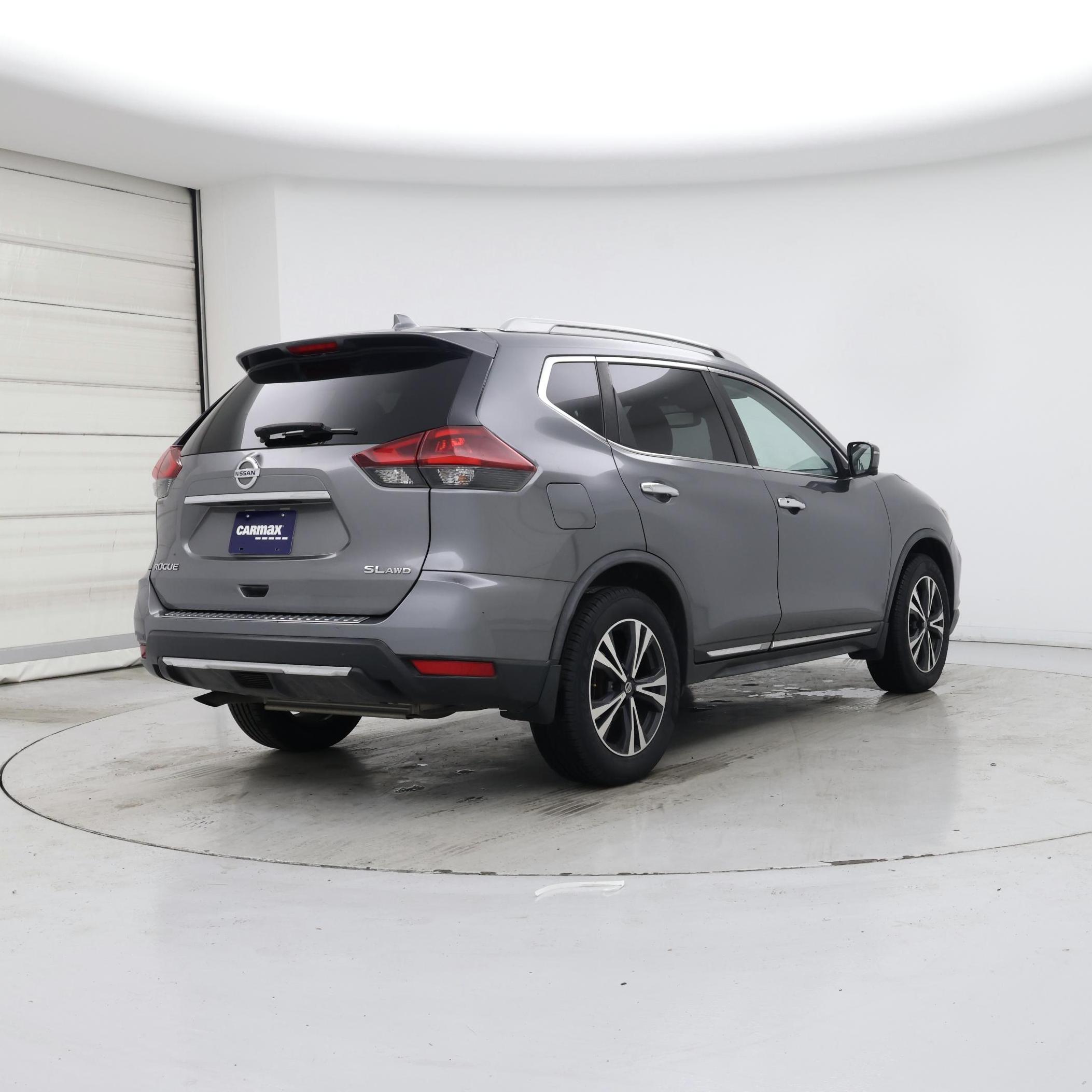Thumbnail: 2018 Nissan Rogue - 8