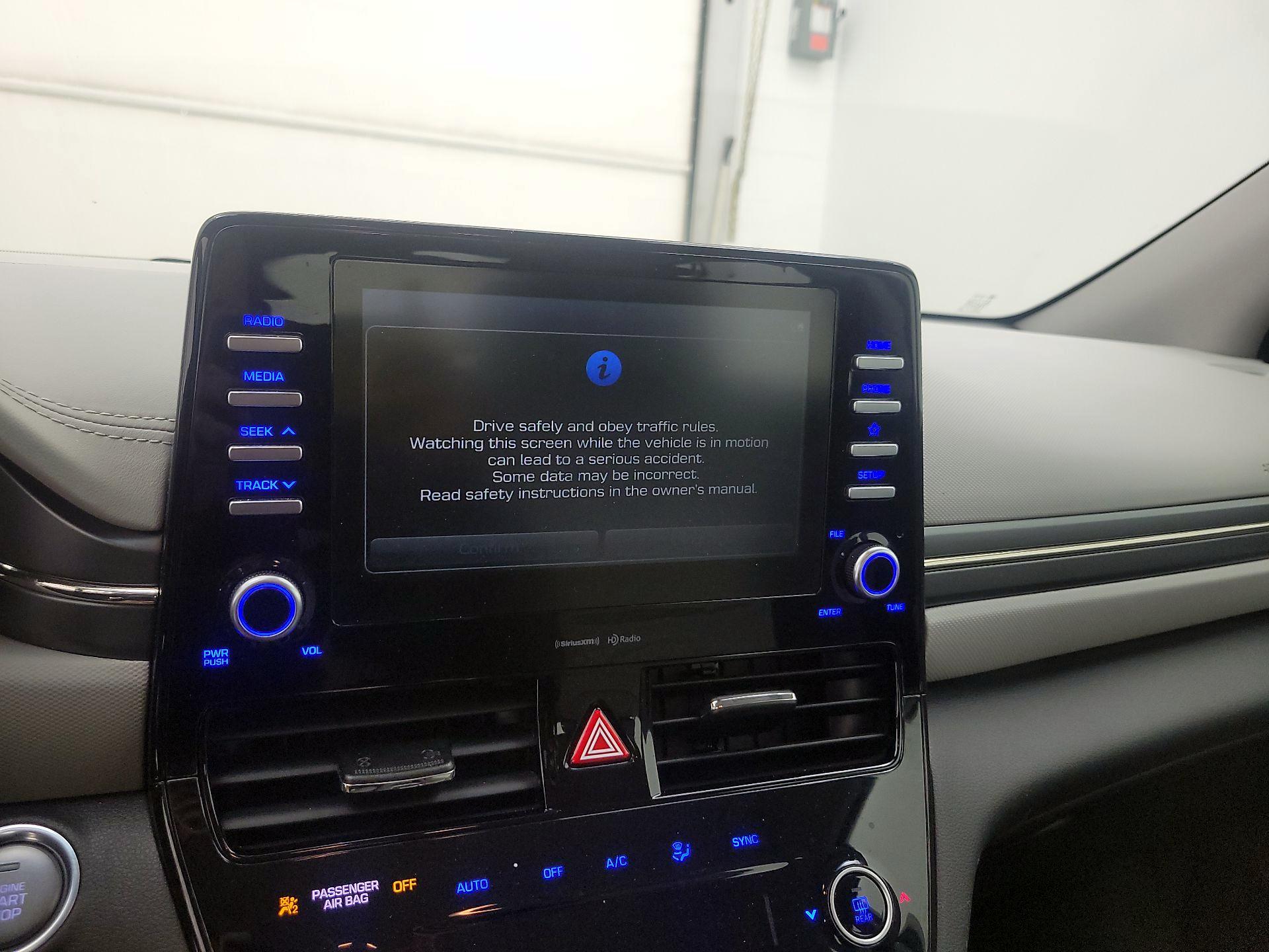 Thumbnail: 2020 Hyundai Ioniq - 15