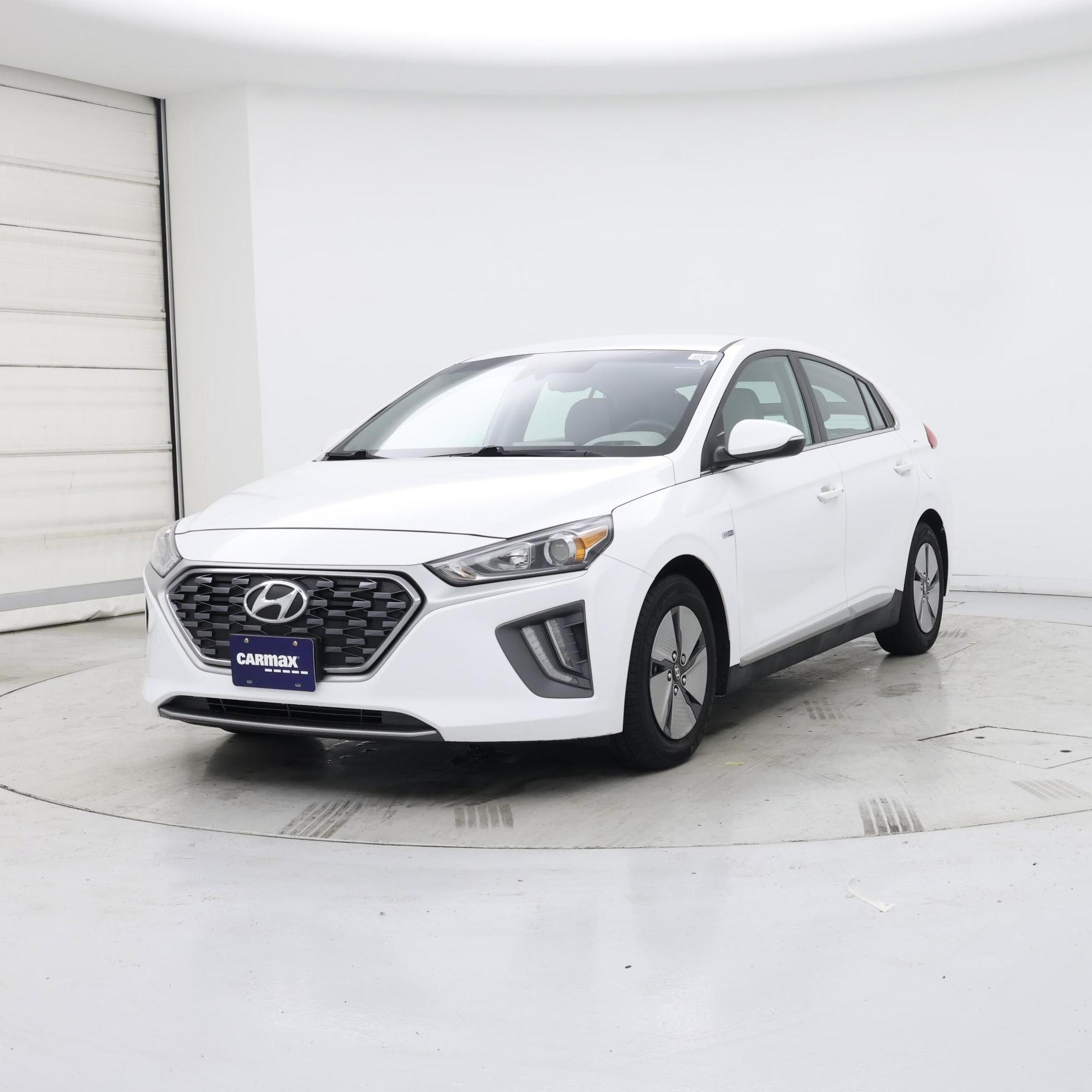 Thumbnail: 2020 Hyundai Ioniq - 4