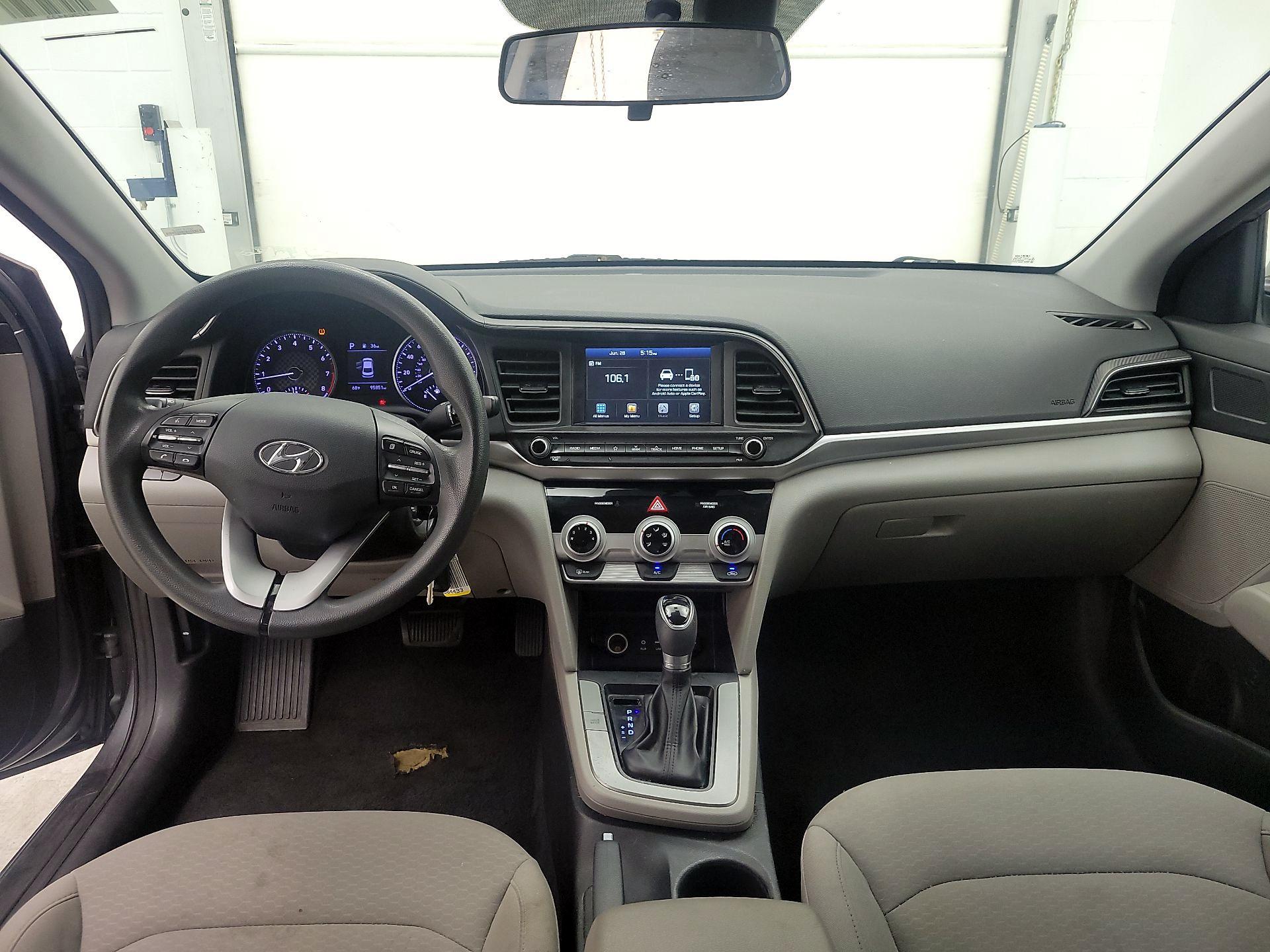 Thumbnail: 2019 Hyundai Elantra - 9