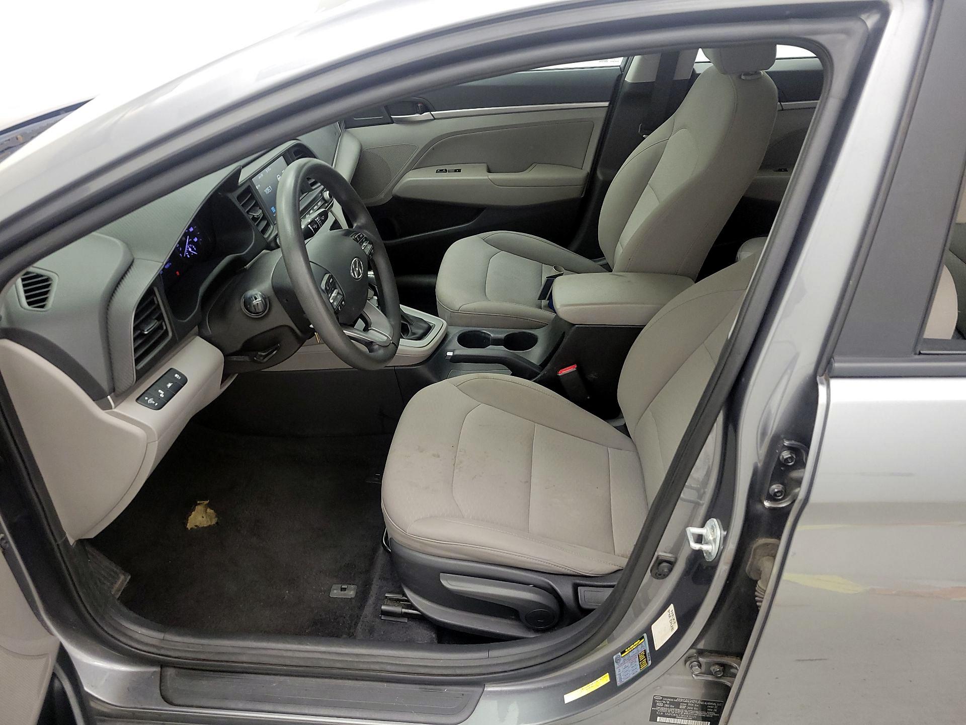 Thumbnail: 2019 Hyundai Elantra - 11