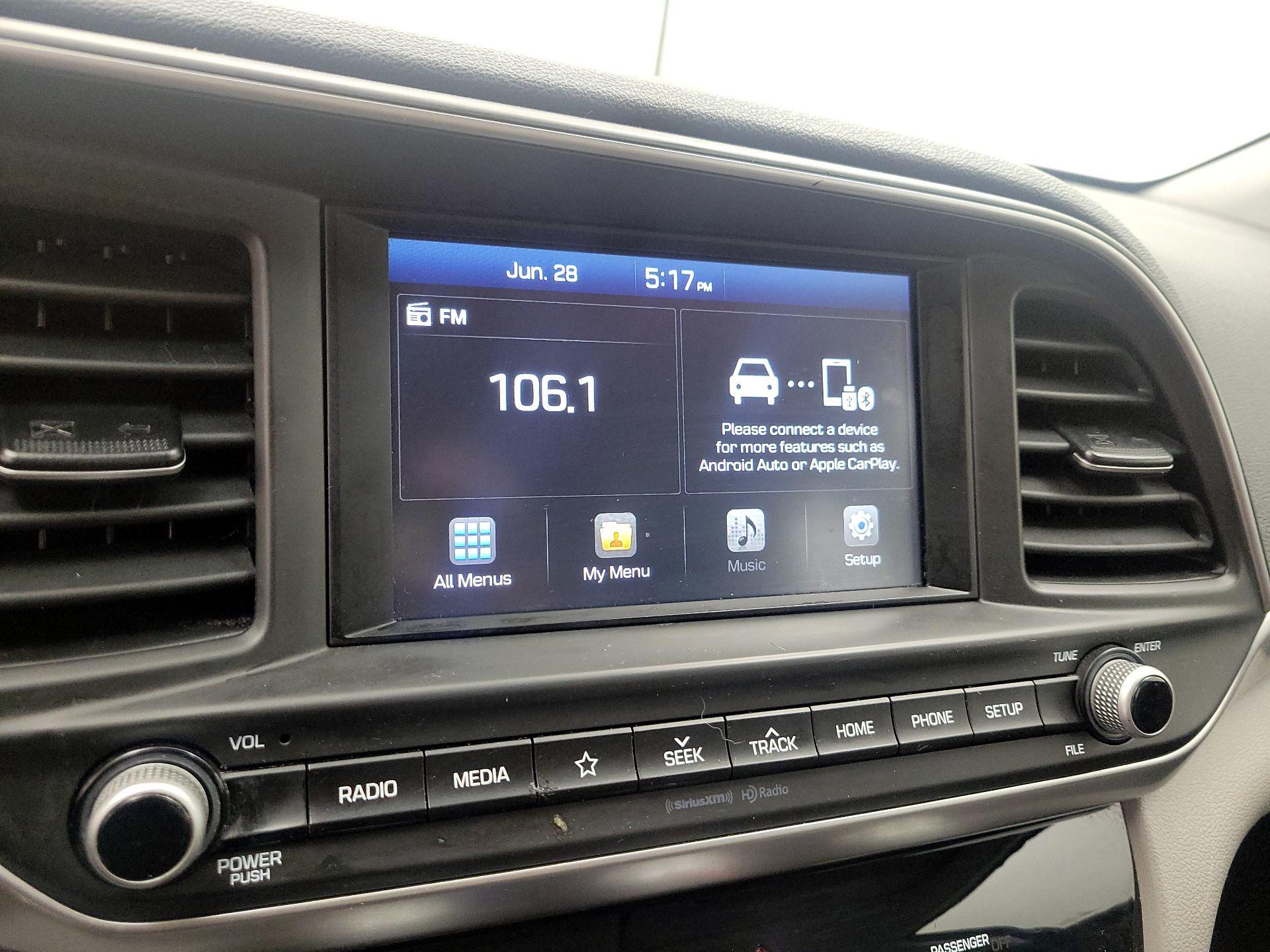 Thumbnail: 2019 Hyundai Elantra - 15