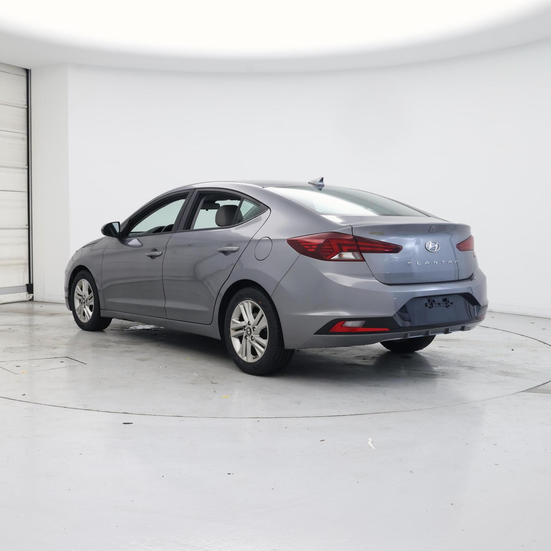 Thumbnail: 2019 Hyundai Elantra - 2