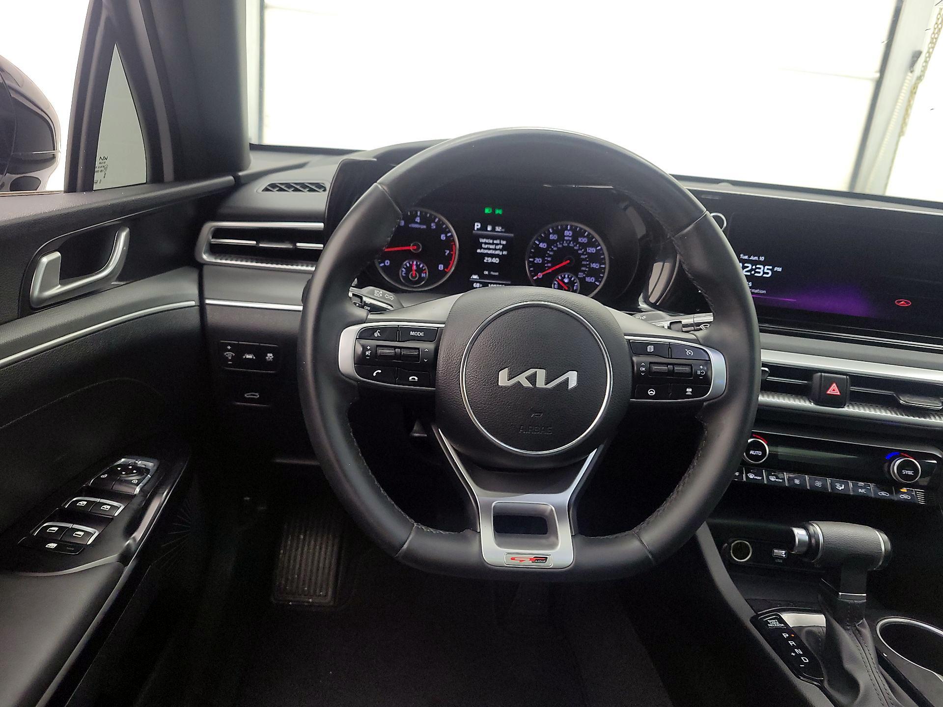 Thumbnail: 2022 Kia K5 - 10
