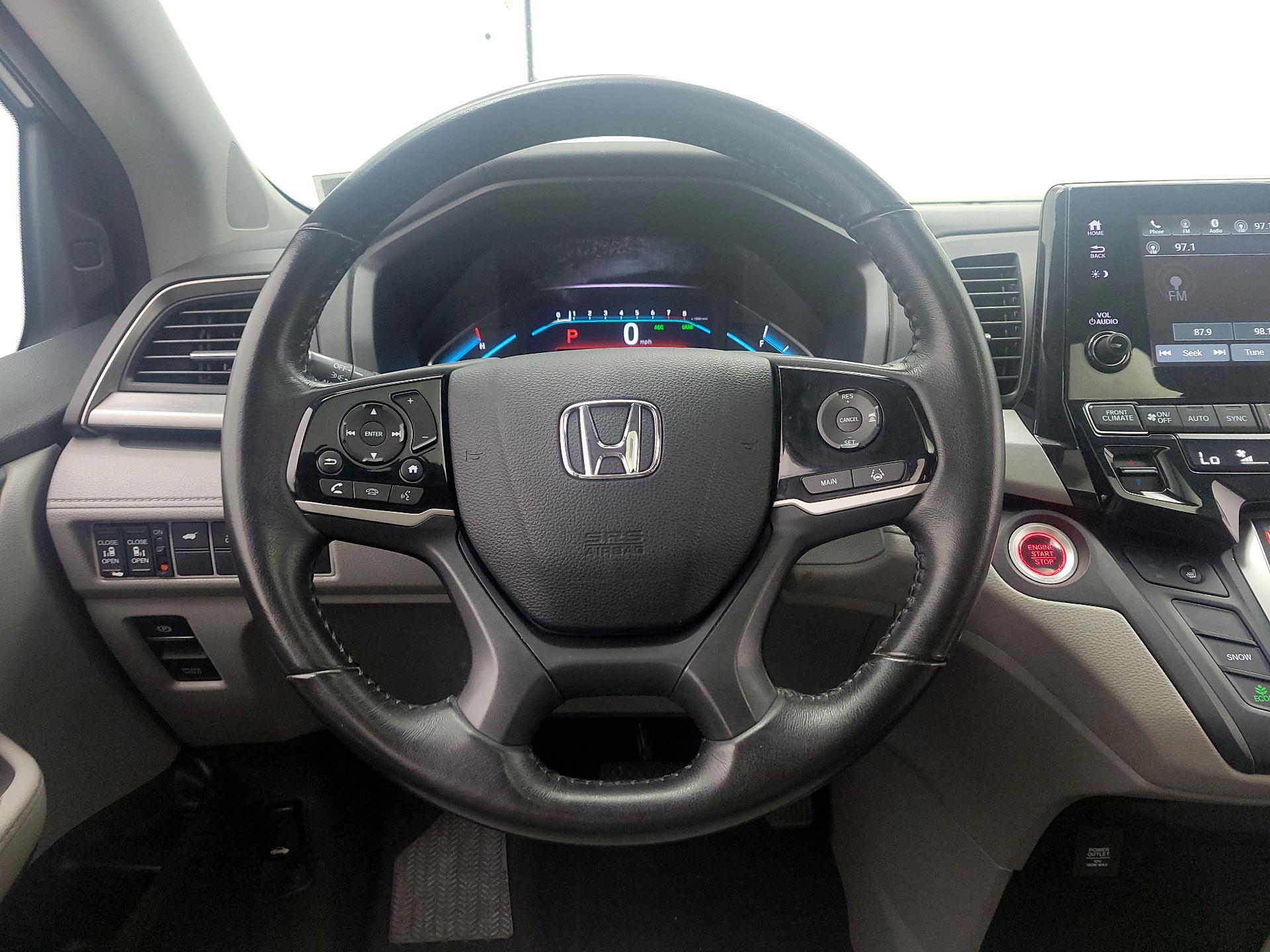 Thumbnail: 2019 Honda Odyssey - 10