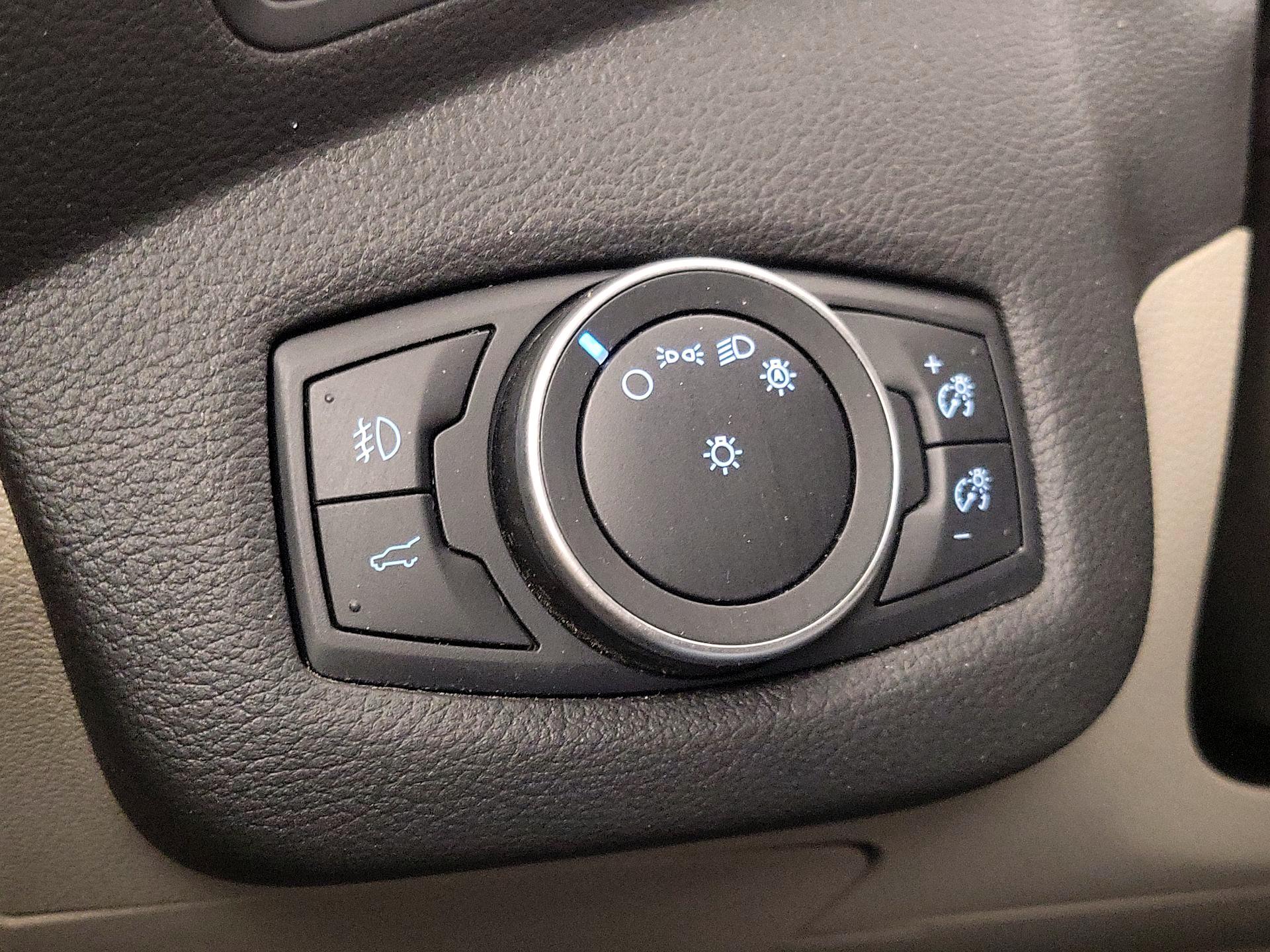 Thumbnail: 2019 Ford Escape - 13