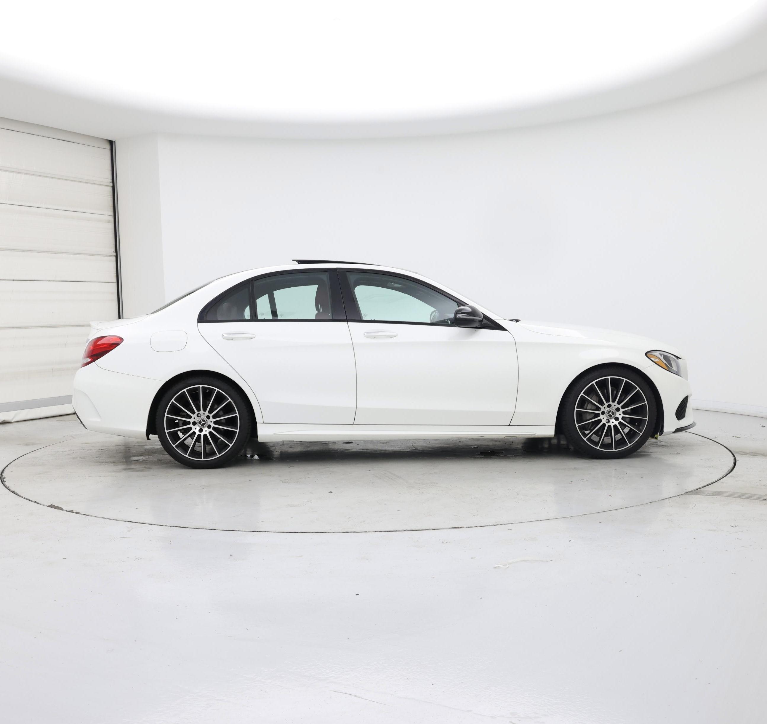 Thumbnail: 2017 Mercedes-Benz C-Class - 7
