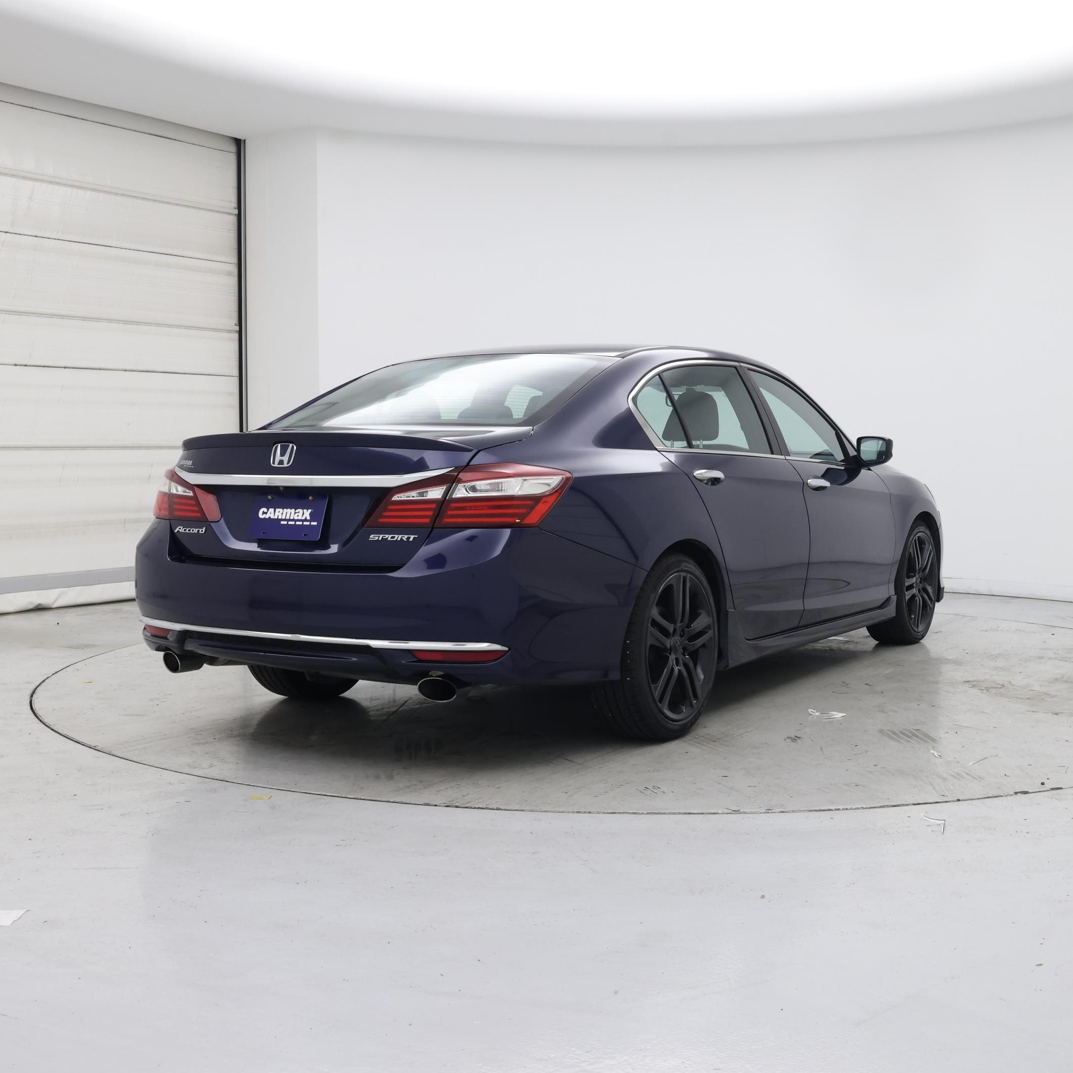 Thumbnail: 2016 Honda Accord - 8