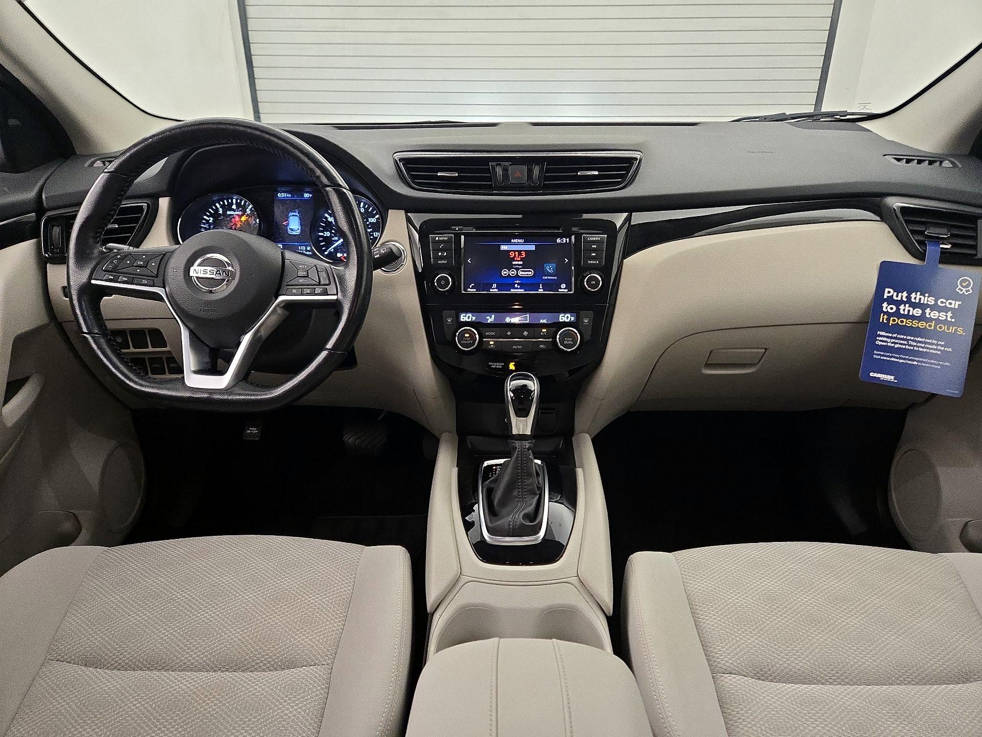 Thumbnail: 2021 Nissan Rogue Sport - 9