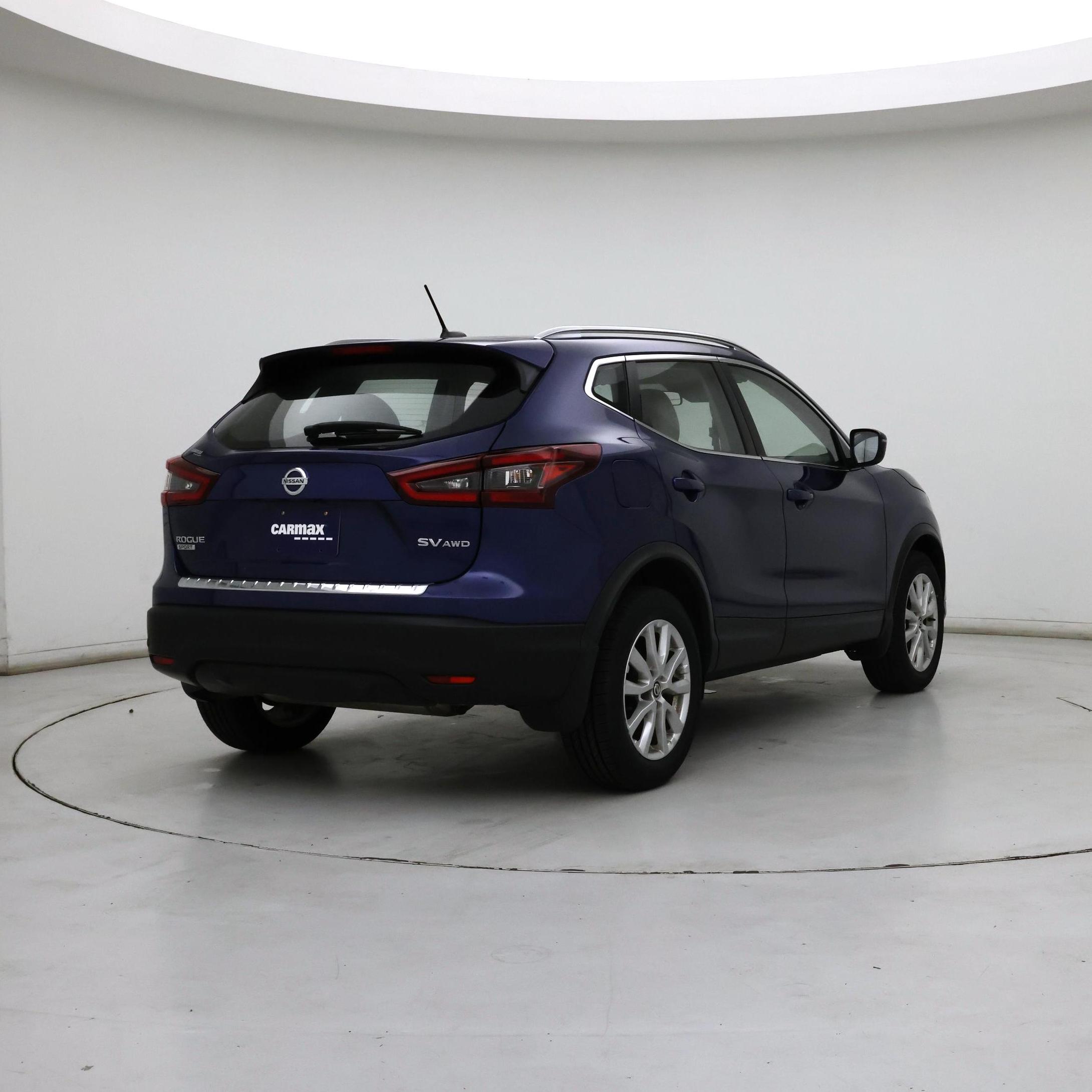 Thumbnail: 2021 Nissan Rogue Sport - 8