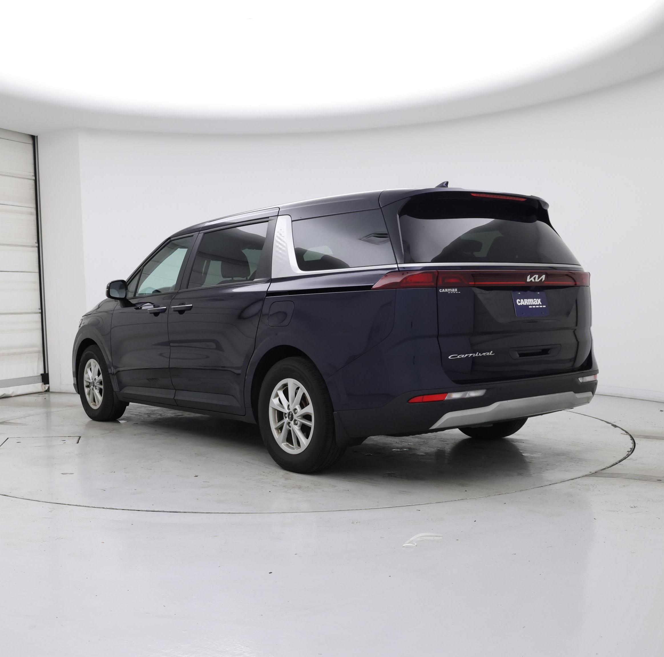 Thumbnail: 2022 Kia Carnival - 2
