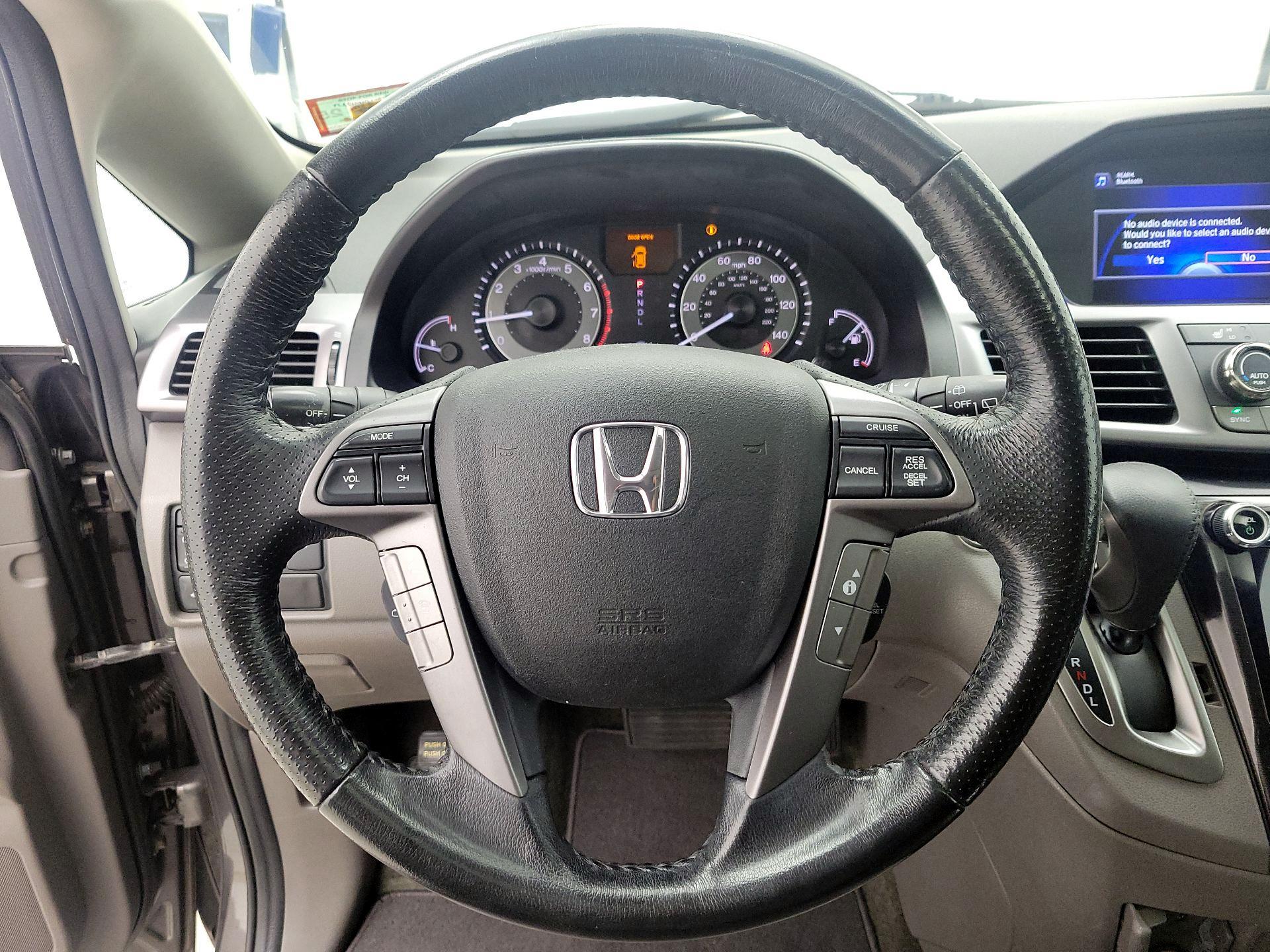 Thumbnail: 2014 Honda Odyssey - 10