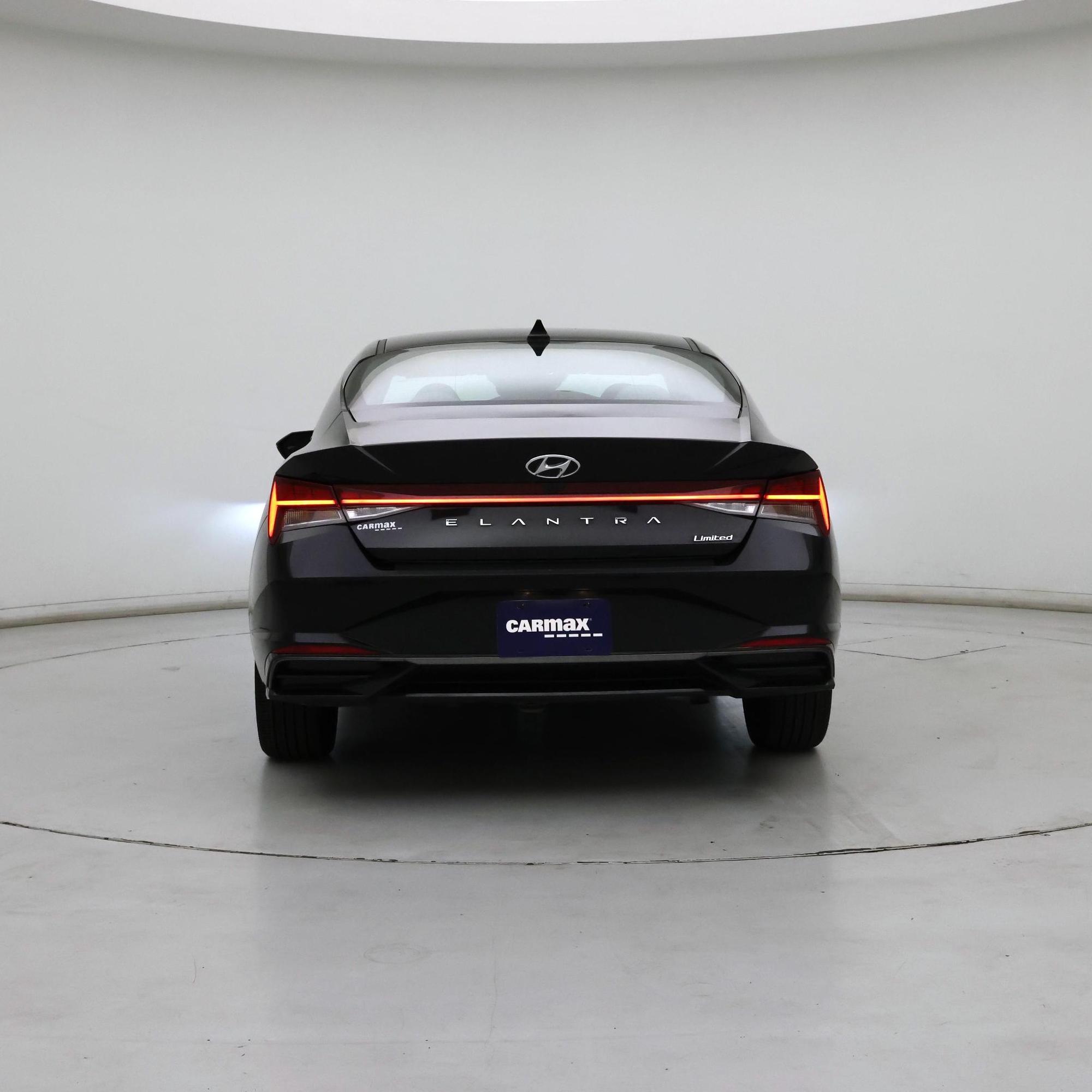 Thumbnail: 2023 Hyundai Elantra - 6