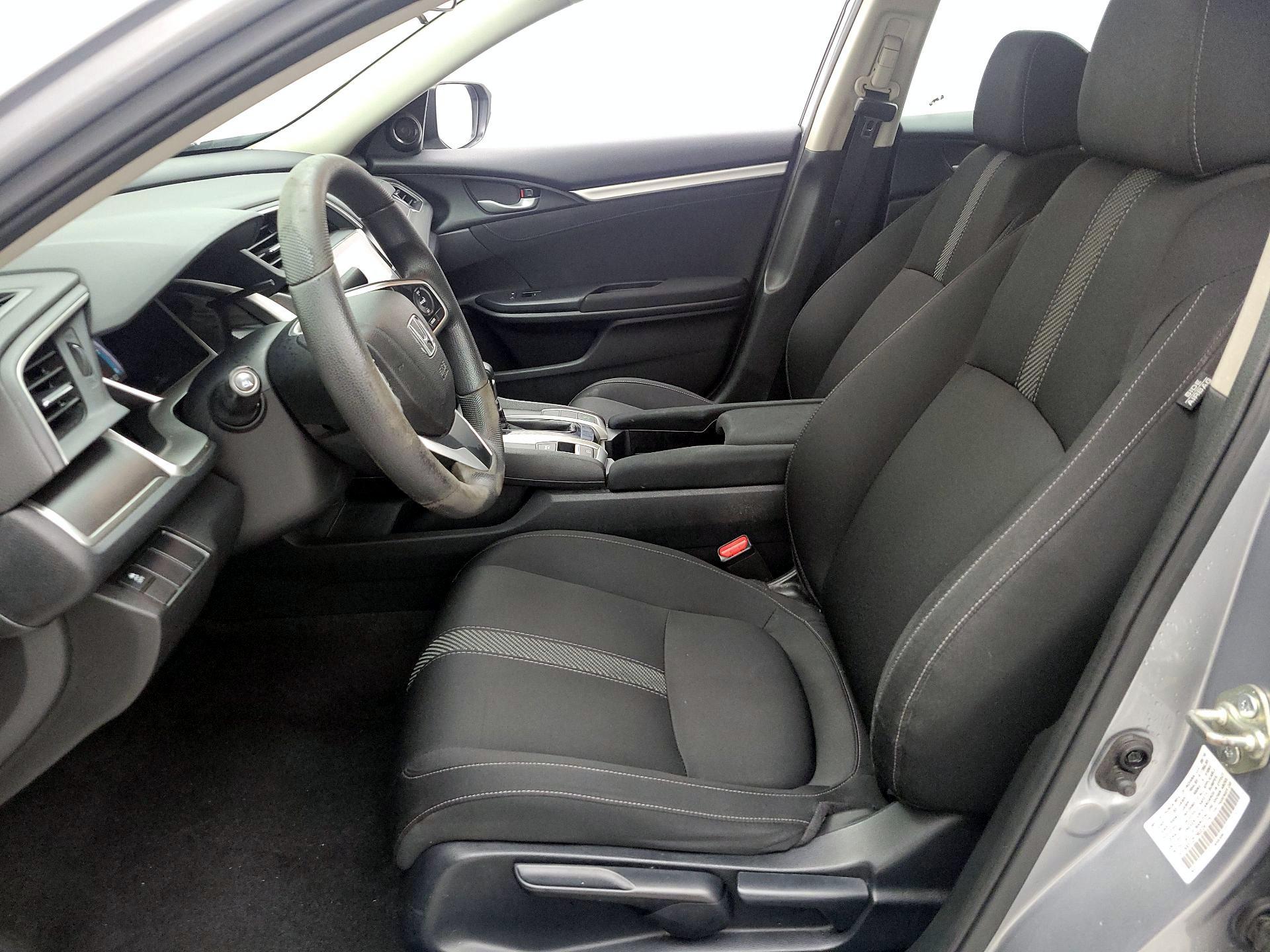 Thumbnail: 2016 Honda Civic - 11