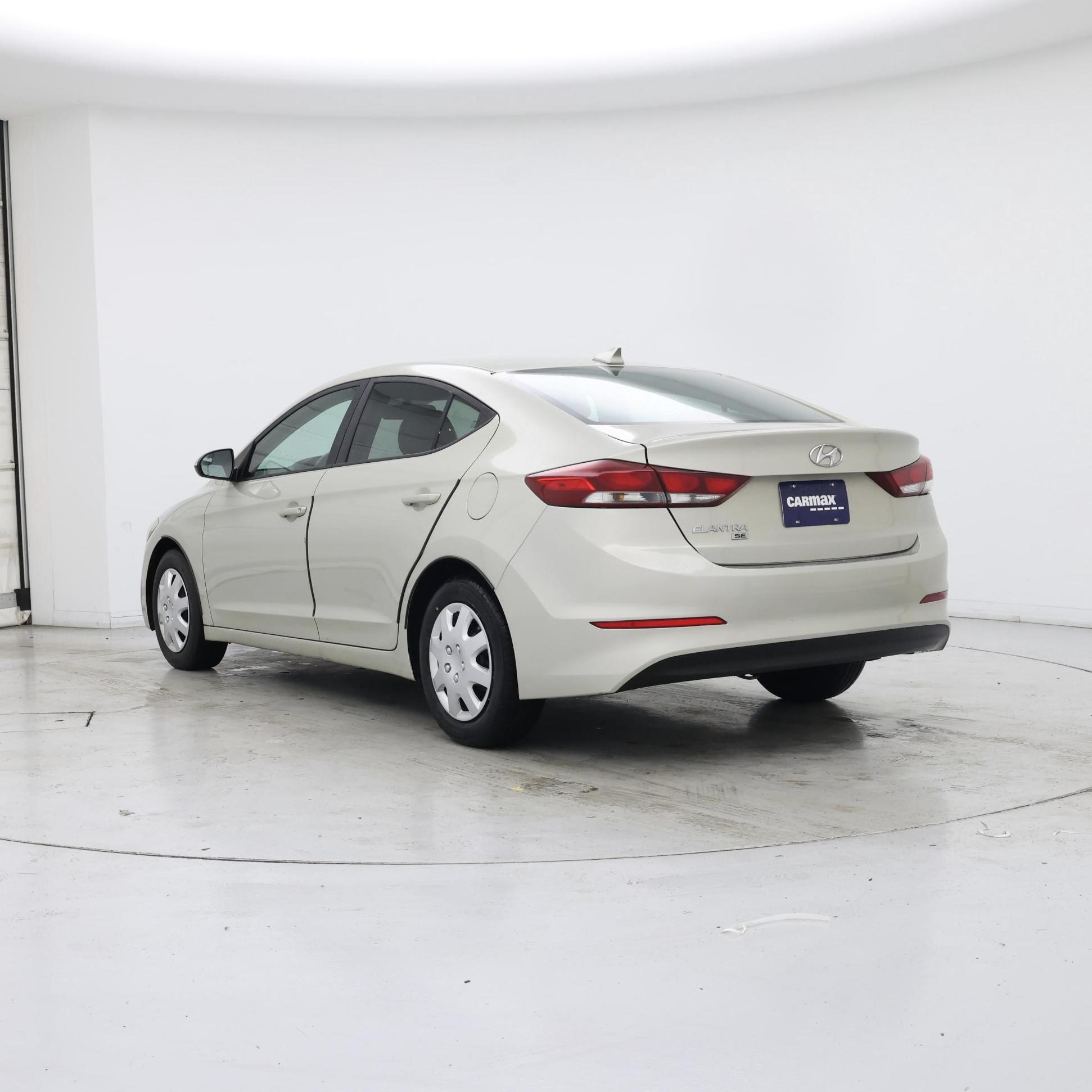 Thumbnail: 2017 Hyundai Elantra - 2