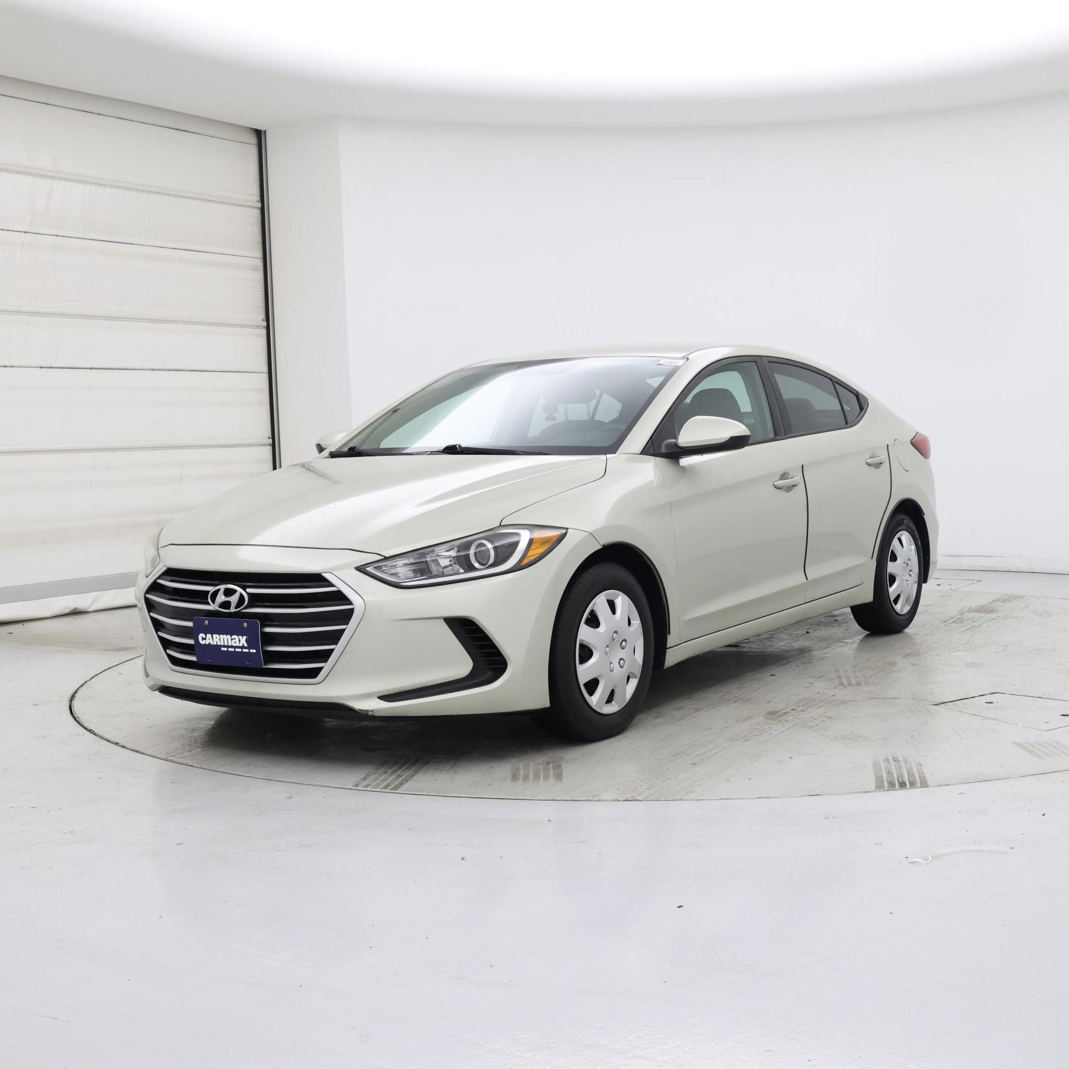 Thumbnail: 2017 Hyundai Elantra - 4