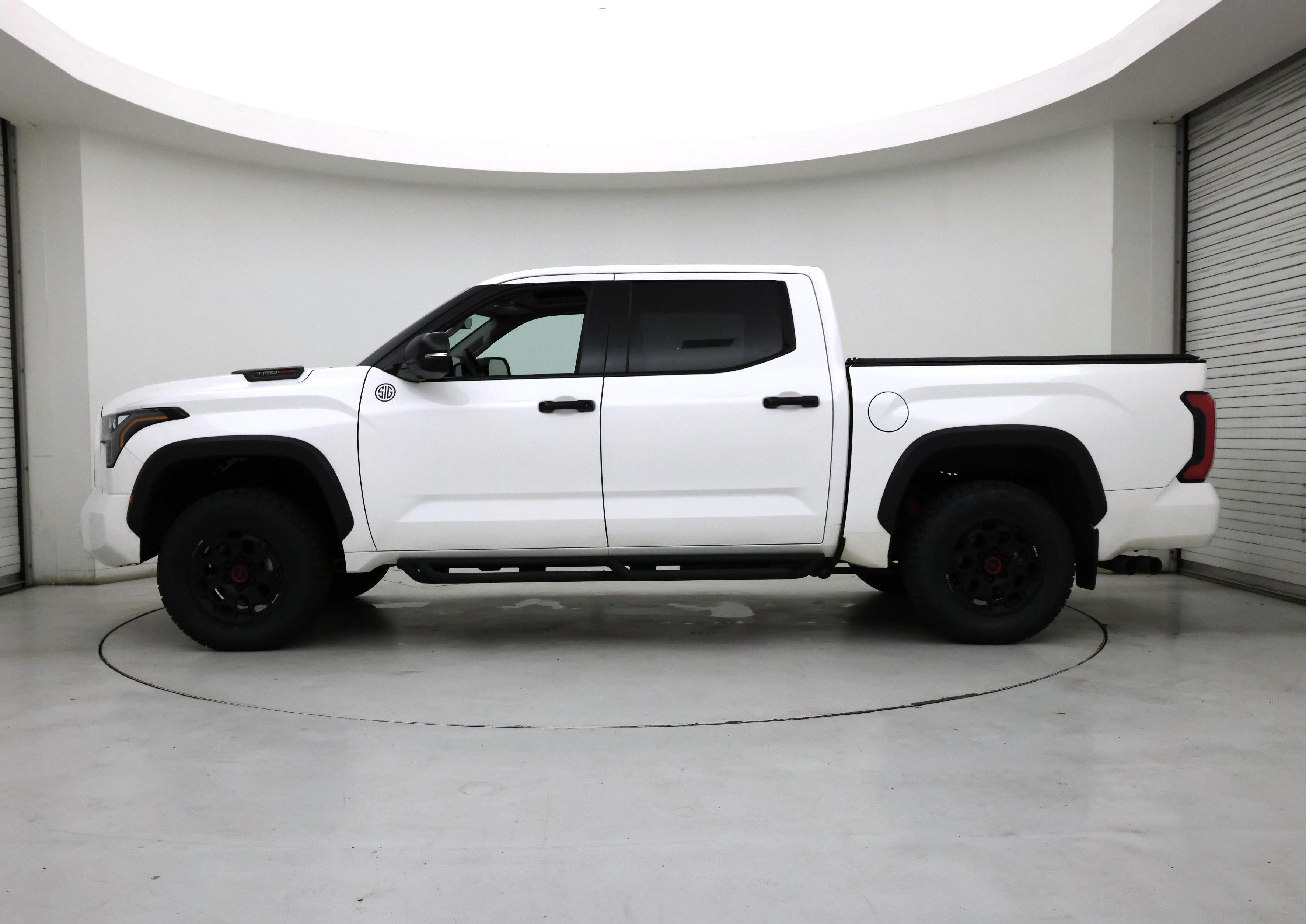 Thumbnail: 2023 Toyota Tundra - 3