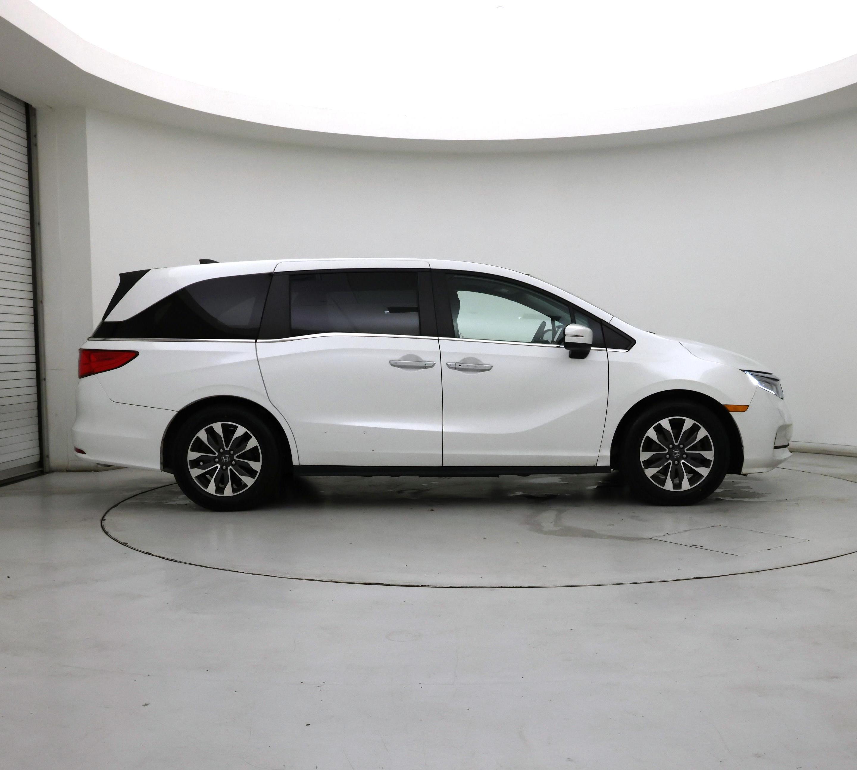 Thumbnail: 2022 Honda Odyssey - 7