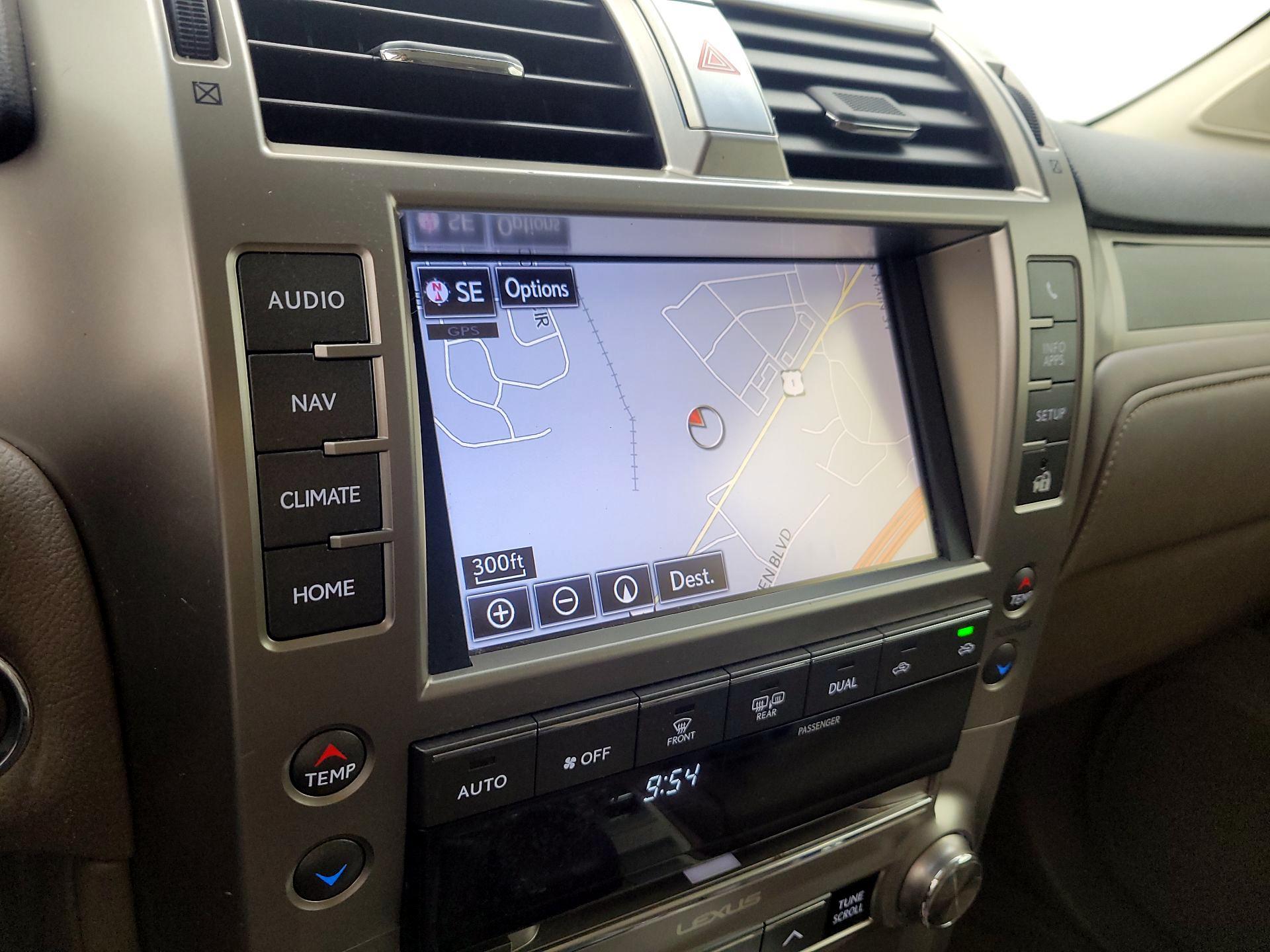 Thumbnail: 2016 Lexus GX - 14