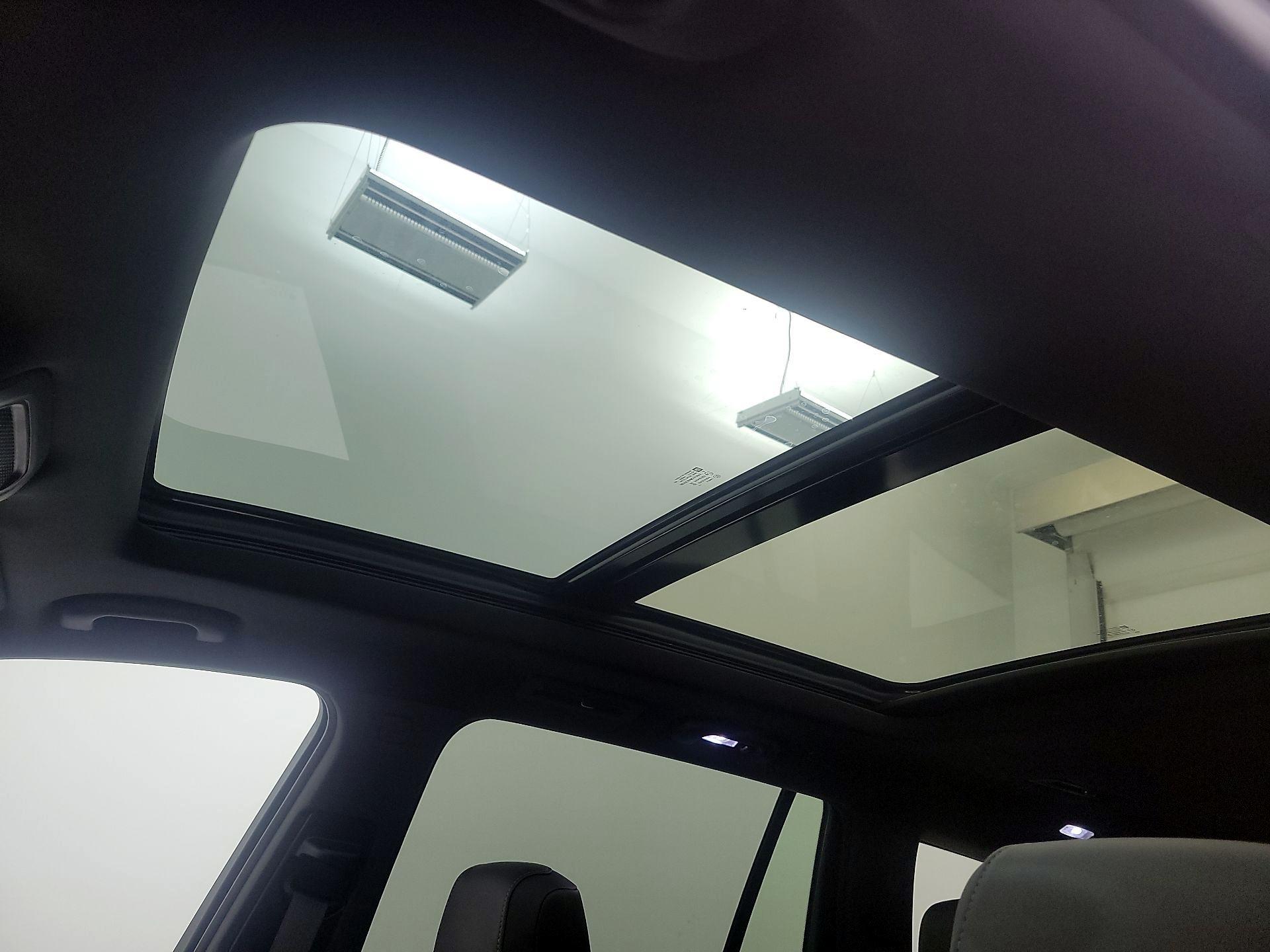 Thumbnail: 2017 Cadillac XTS - 18