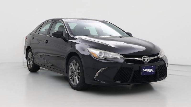 2017 Toyota Camry SE Hero Image