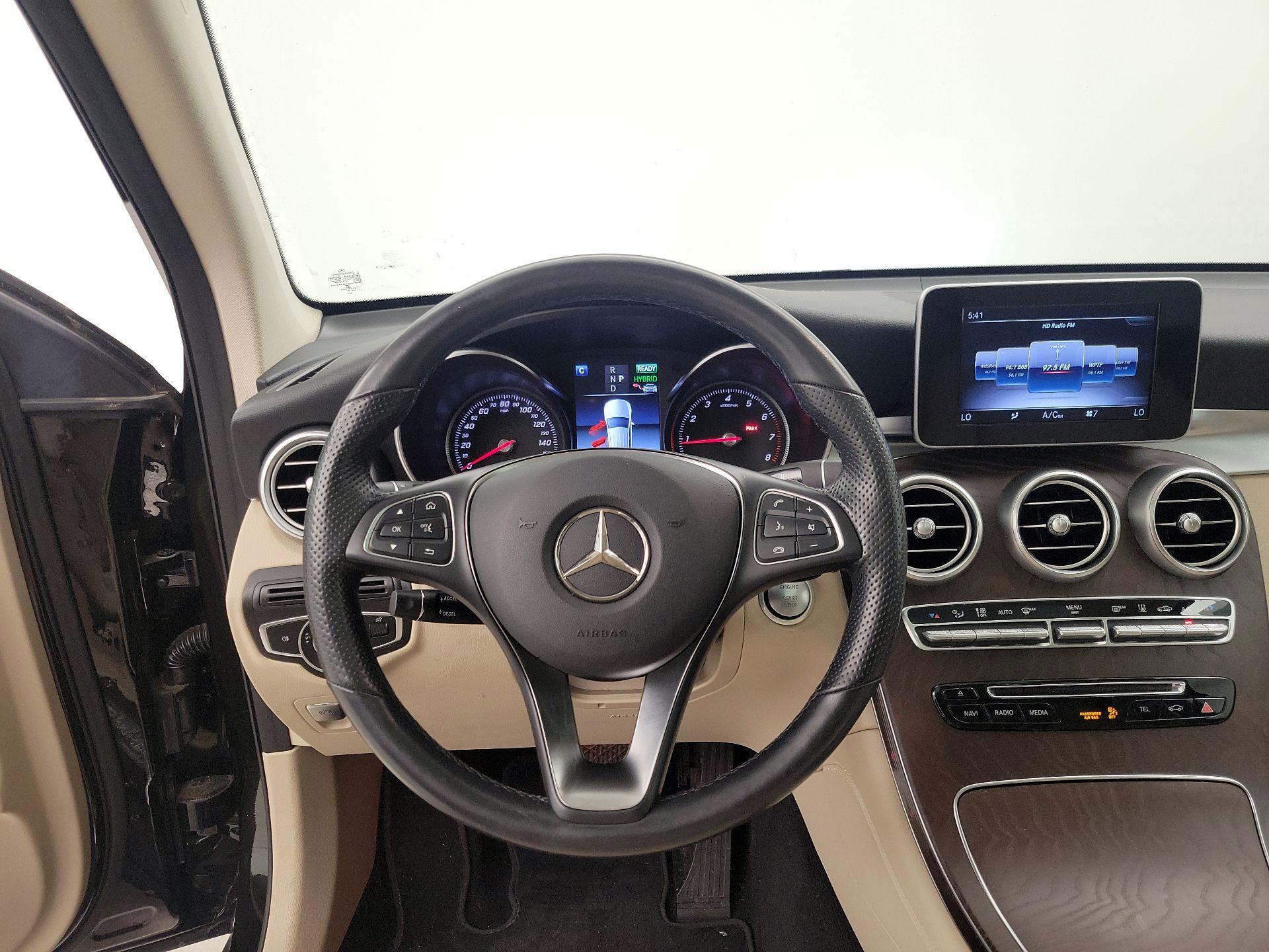 Thumbnail: 2019 Mercedes-Benz GLC - 10