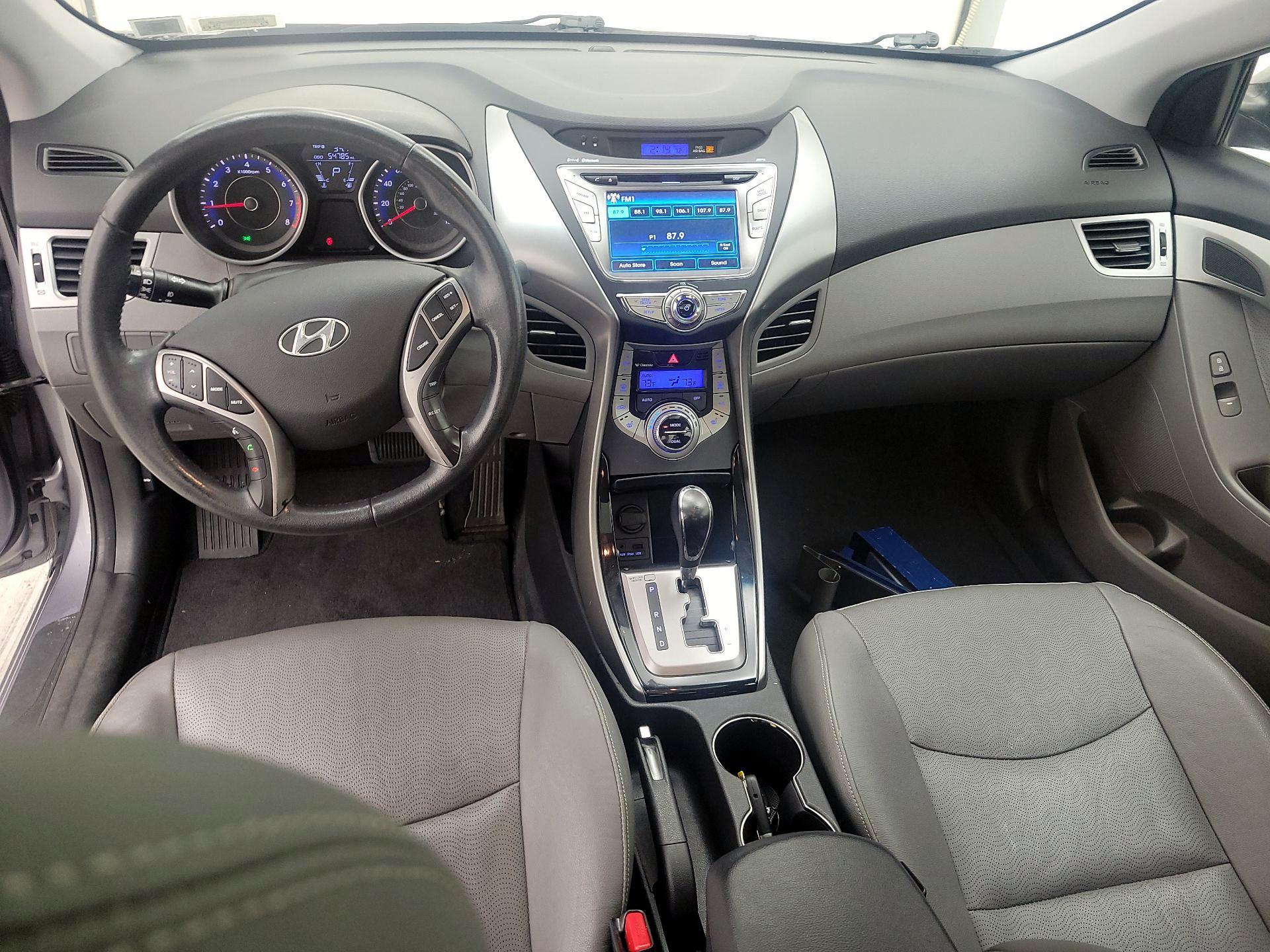 Thumbnail: 2013 Hyundai Elantra - 9