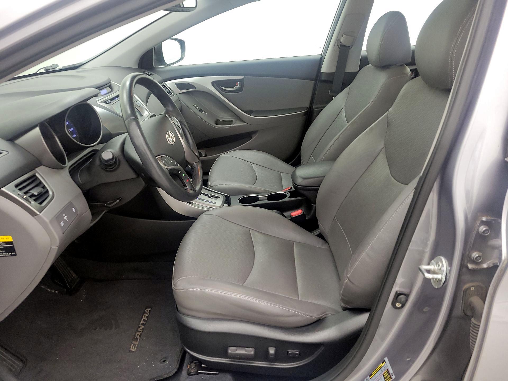 Thumbnail: 2013 Hyundai Elantra - 11