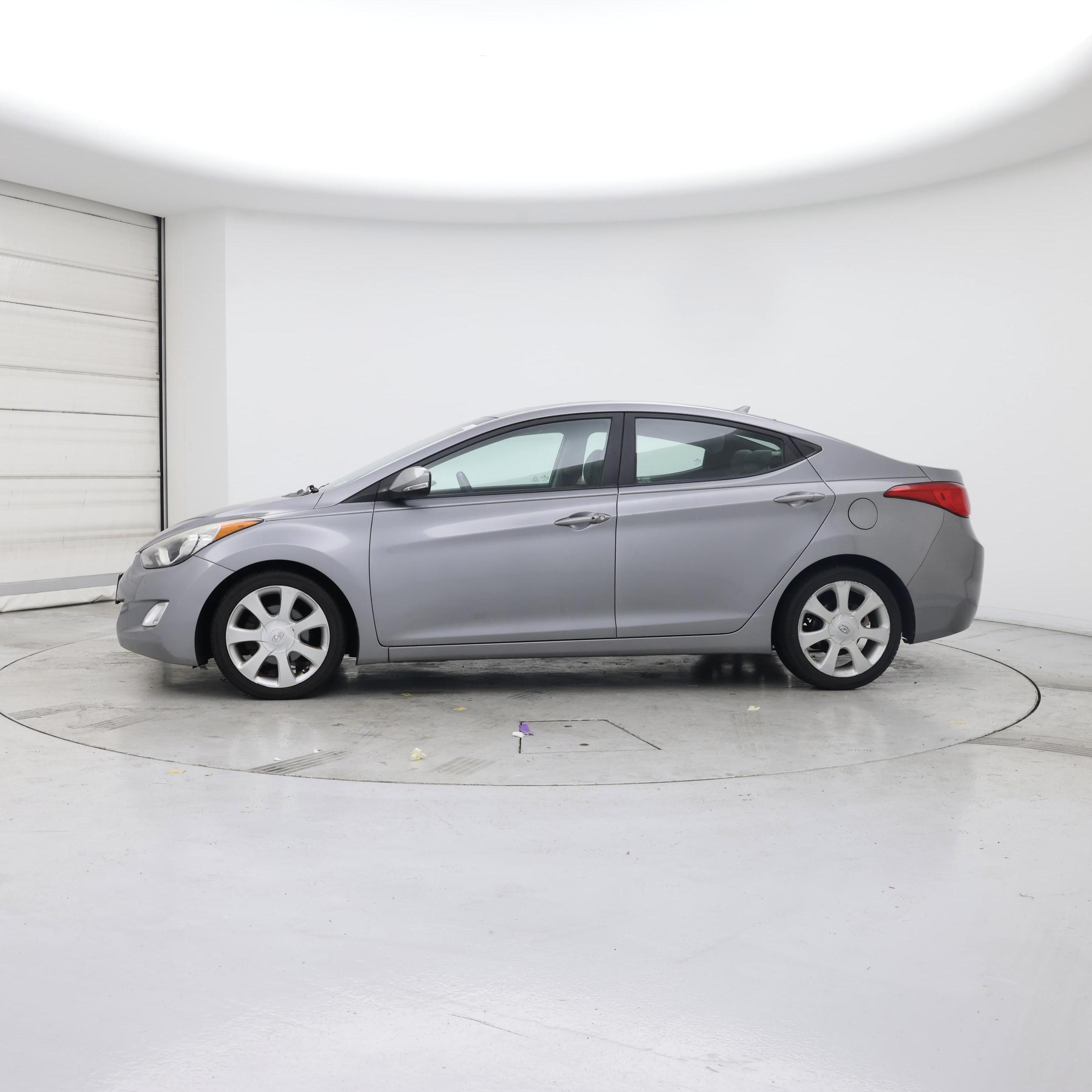 Thumbnail: 2013 Hyundai Elantra - 3