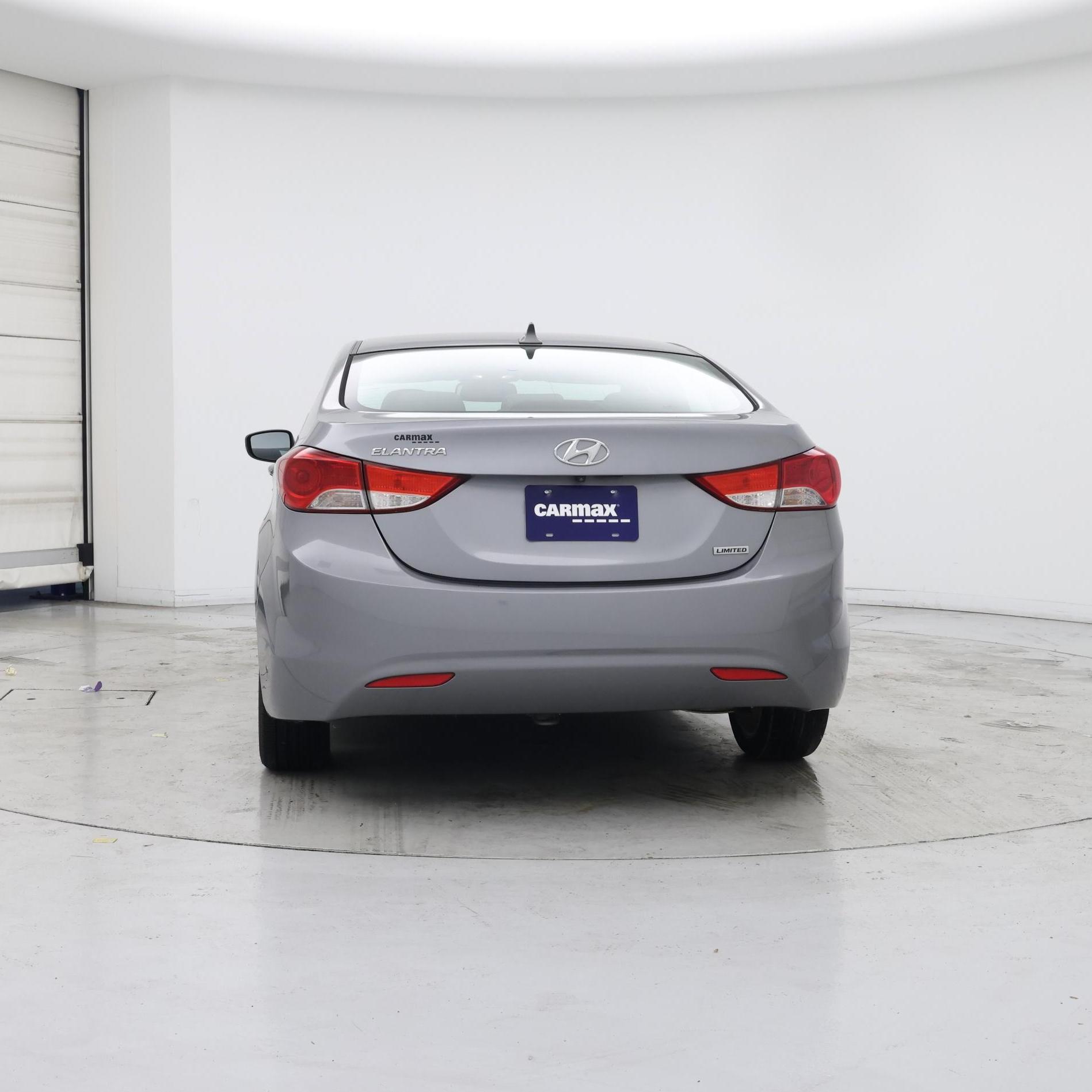 Thumbnail: 2013 Hyundai Elantra - 6