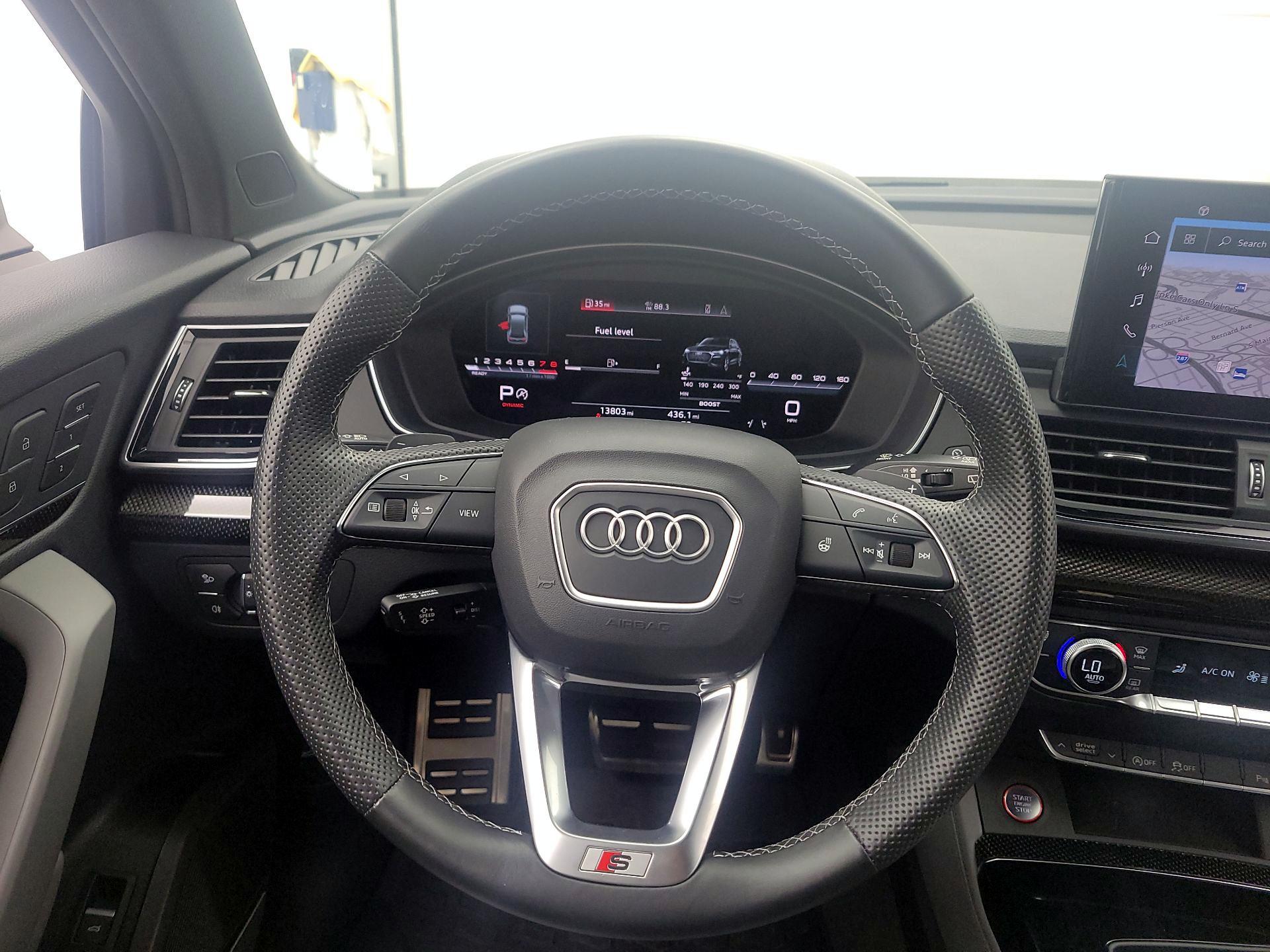 Thumbnail: 2022 Audi SQ5 - 10