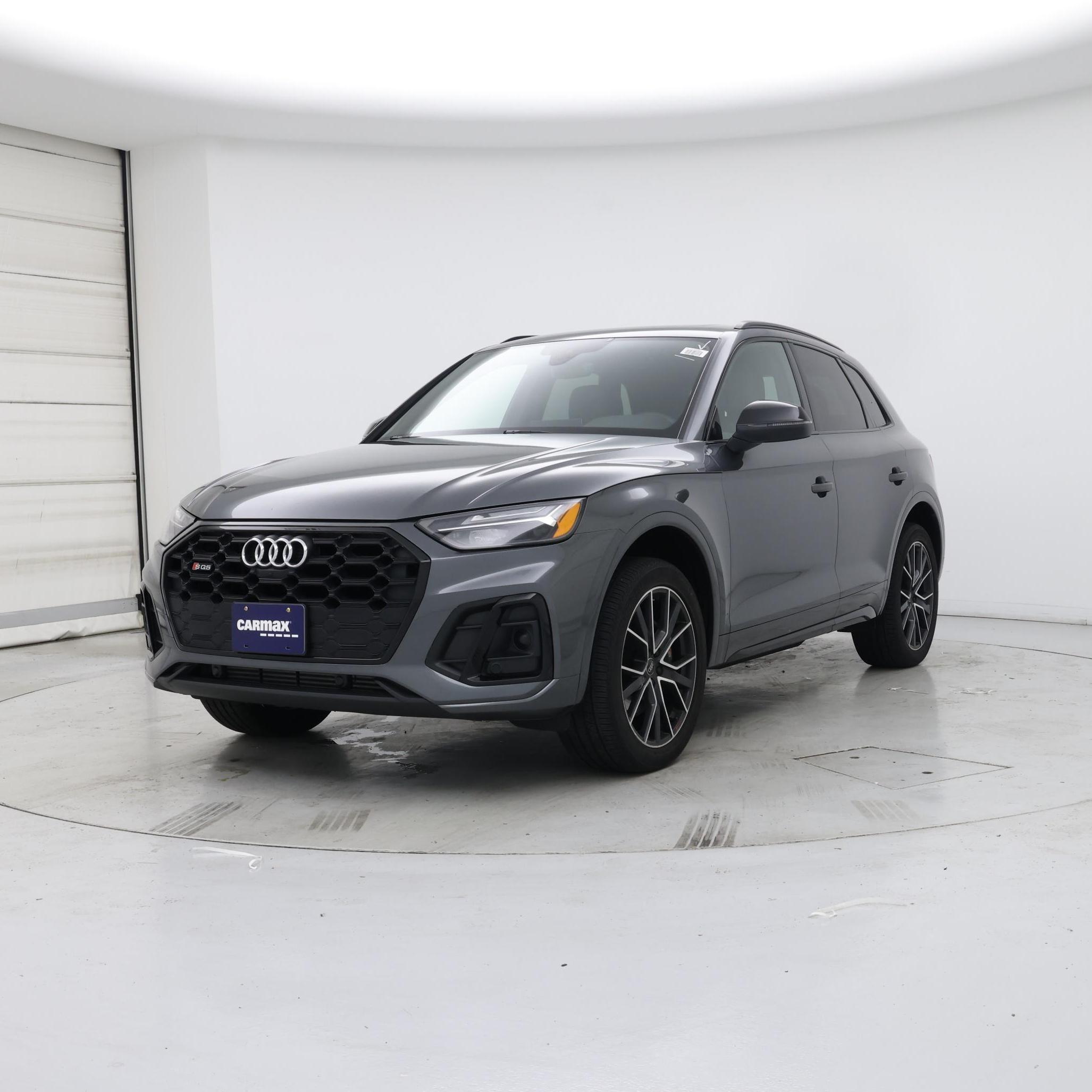 Thumbnail: 2022 Audi SQ5 - 4