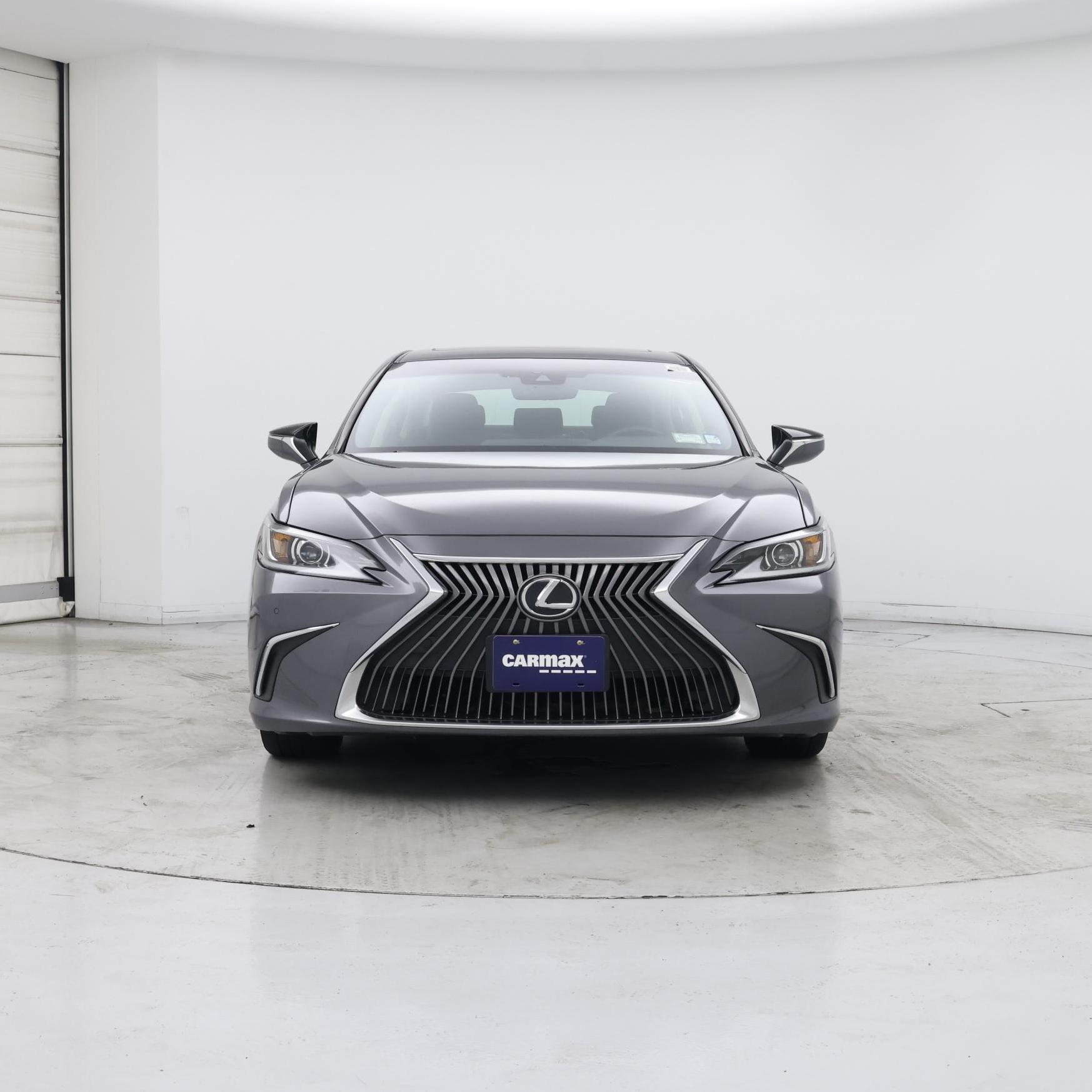 Thumbnail: 2021 Lexus ES - 5