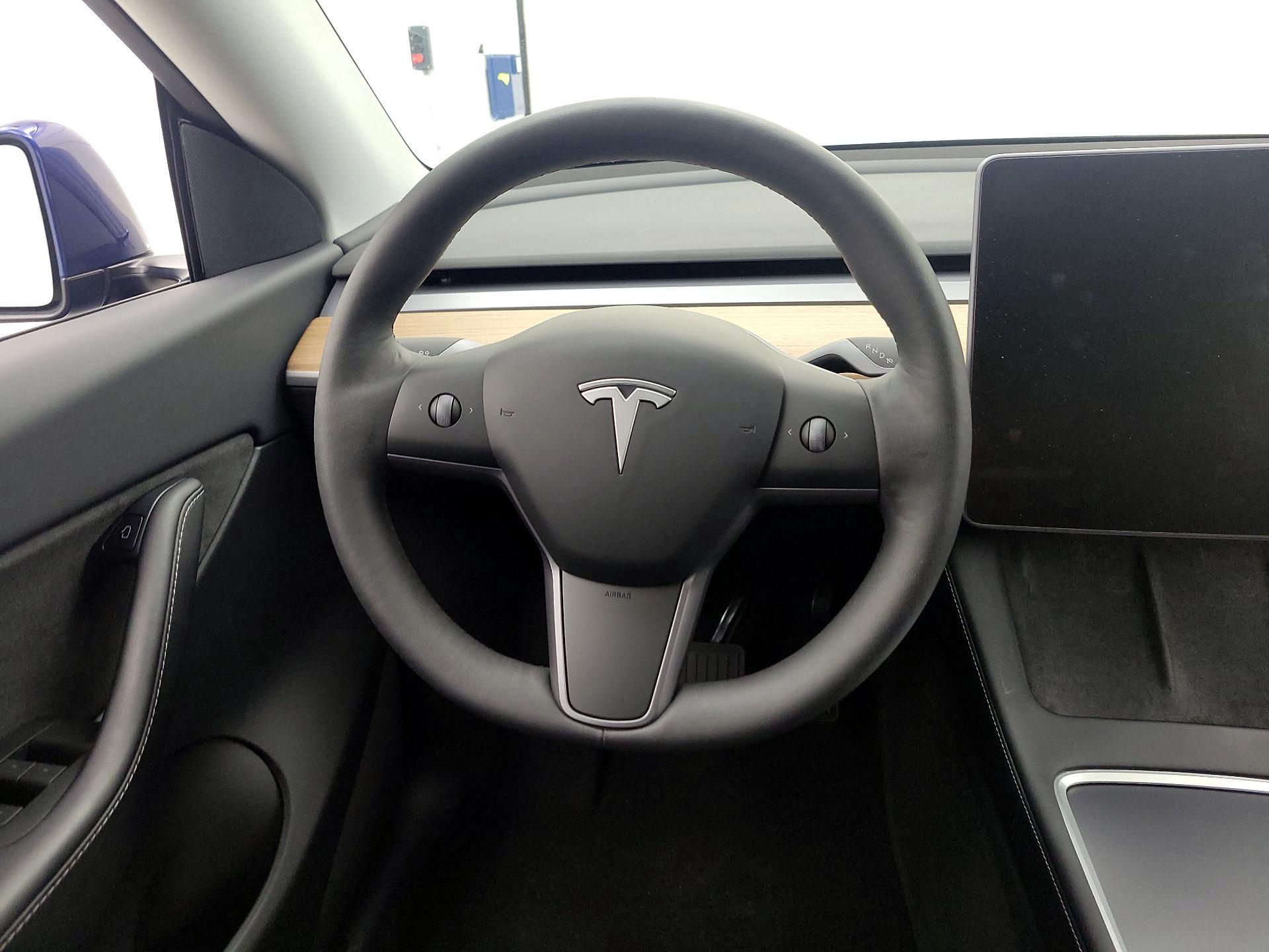 Thumbnail: 2021 Tesla Model Y - 10