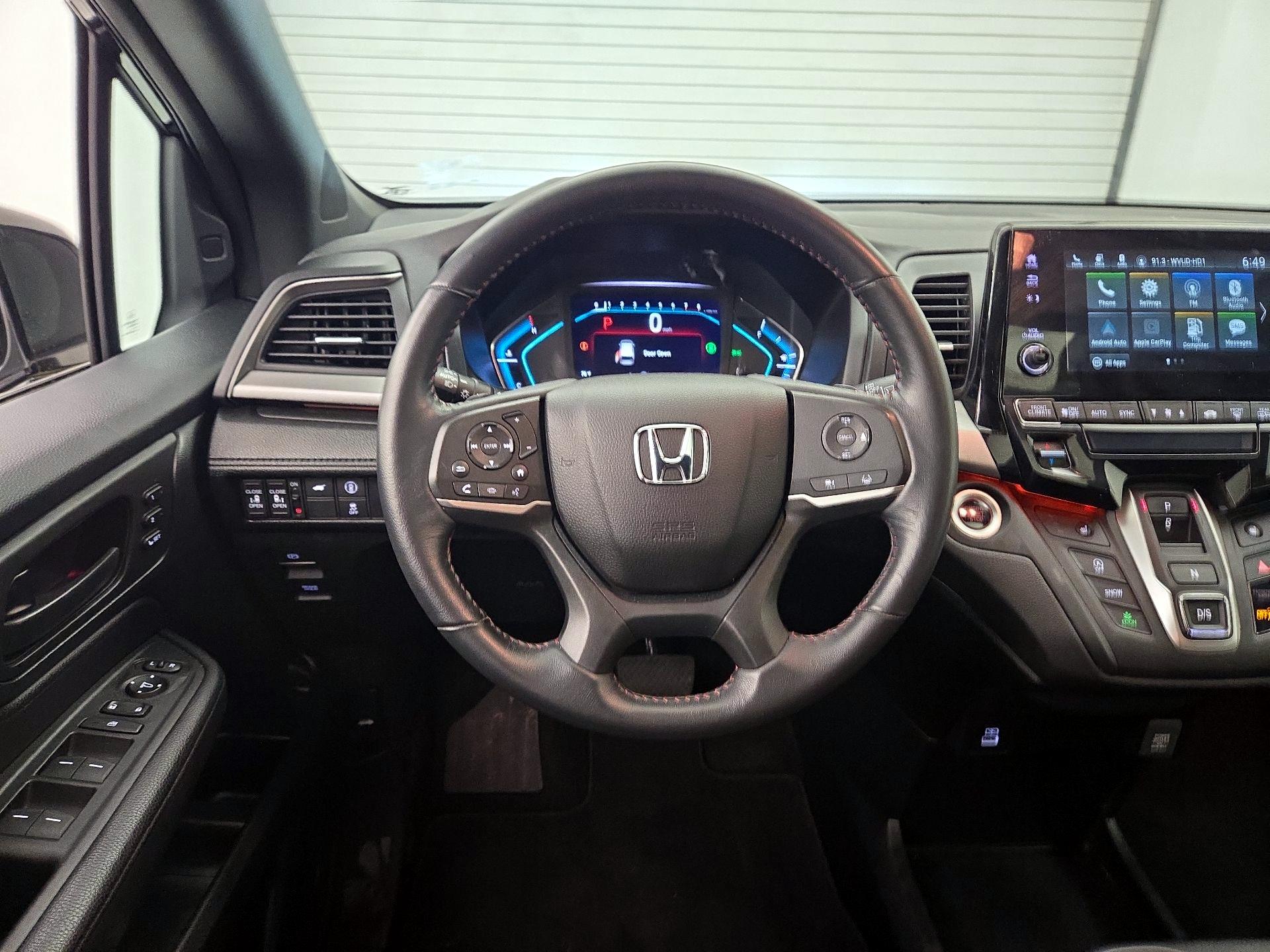 Thumbnail: 2023 Honda Odyssey - 10