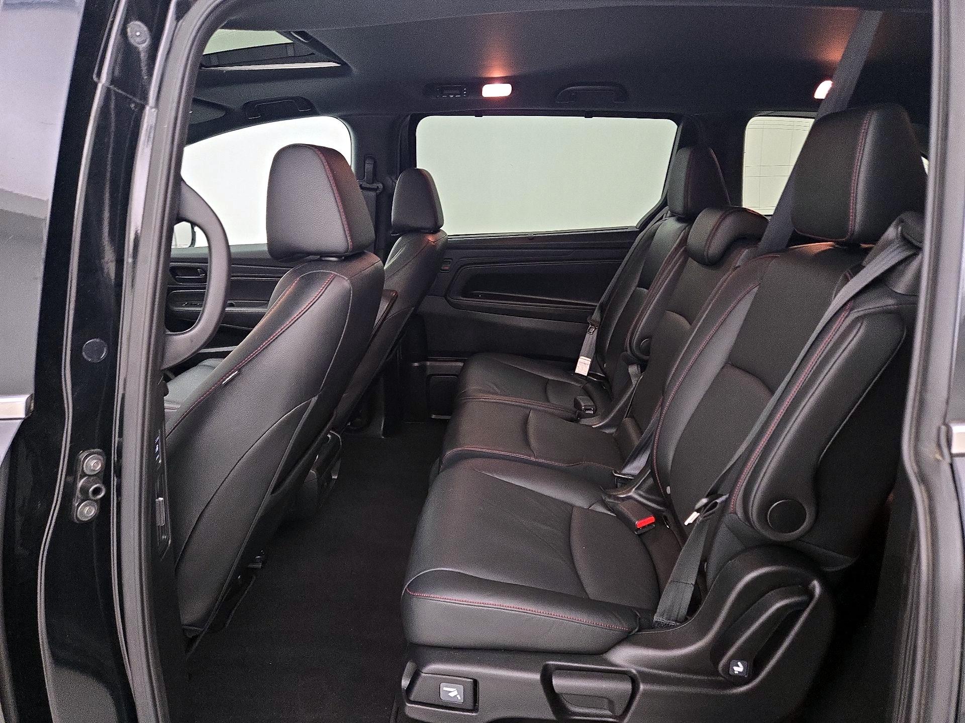 Thumbnail: 2023 Honda Odyssey - 20