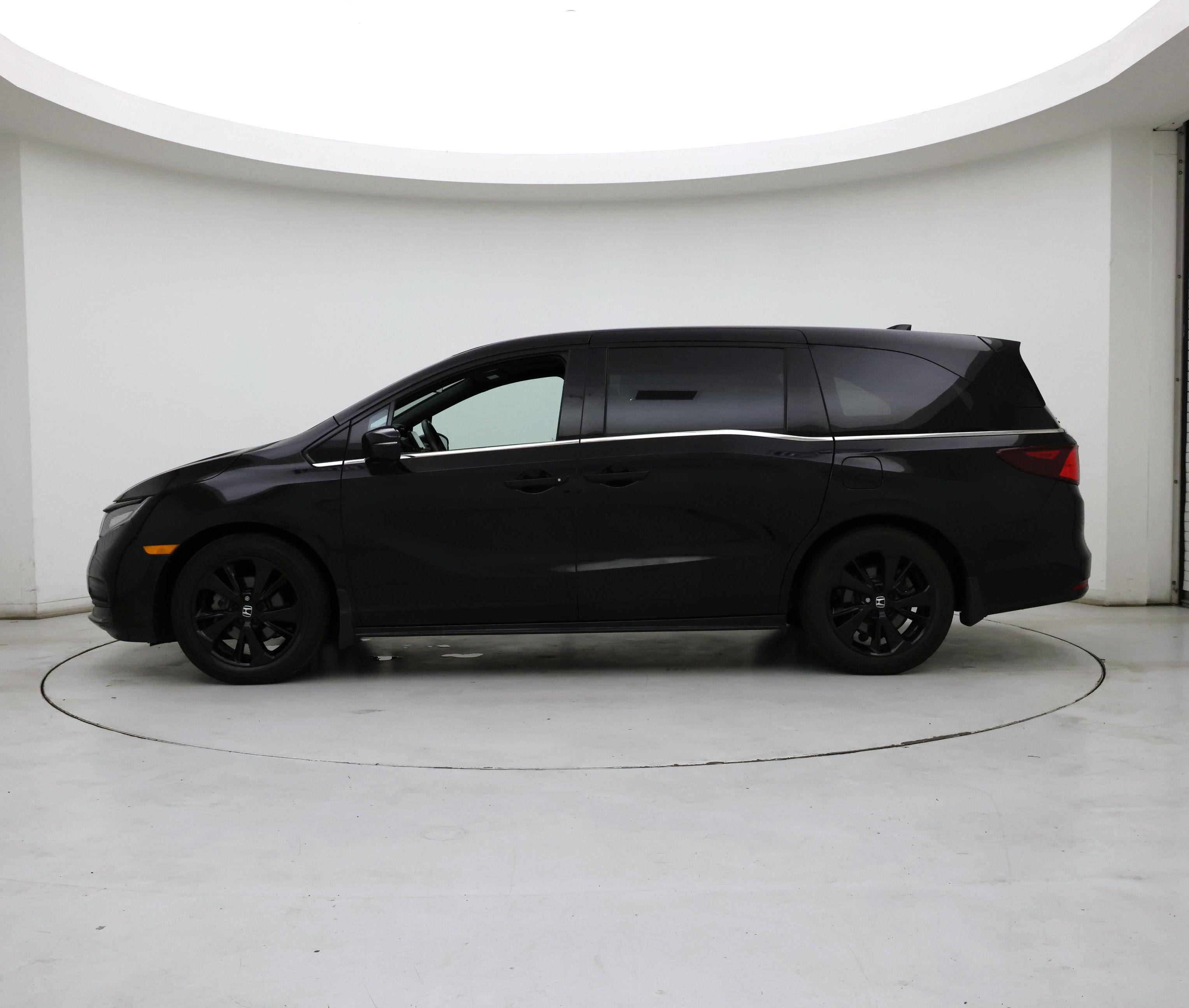 Thumbnail: 2023 Honda Odyssey - 3