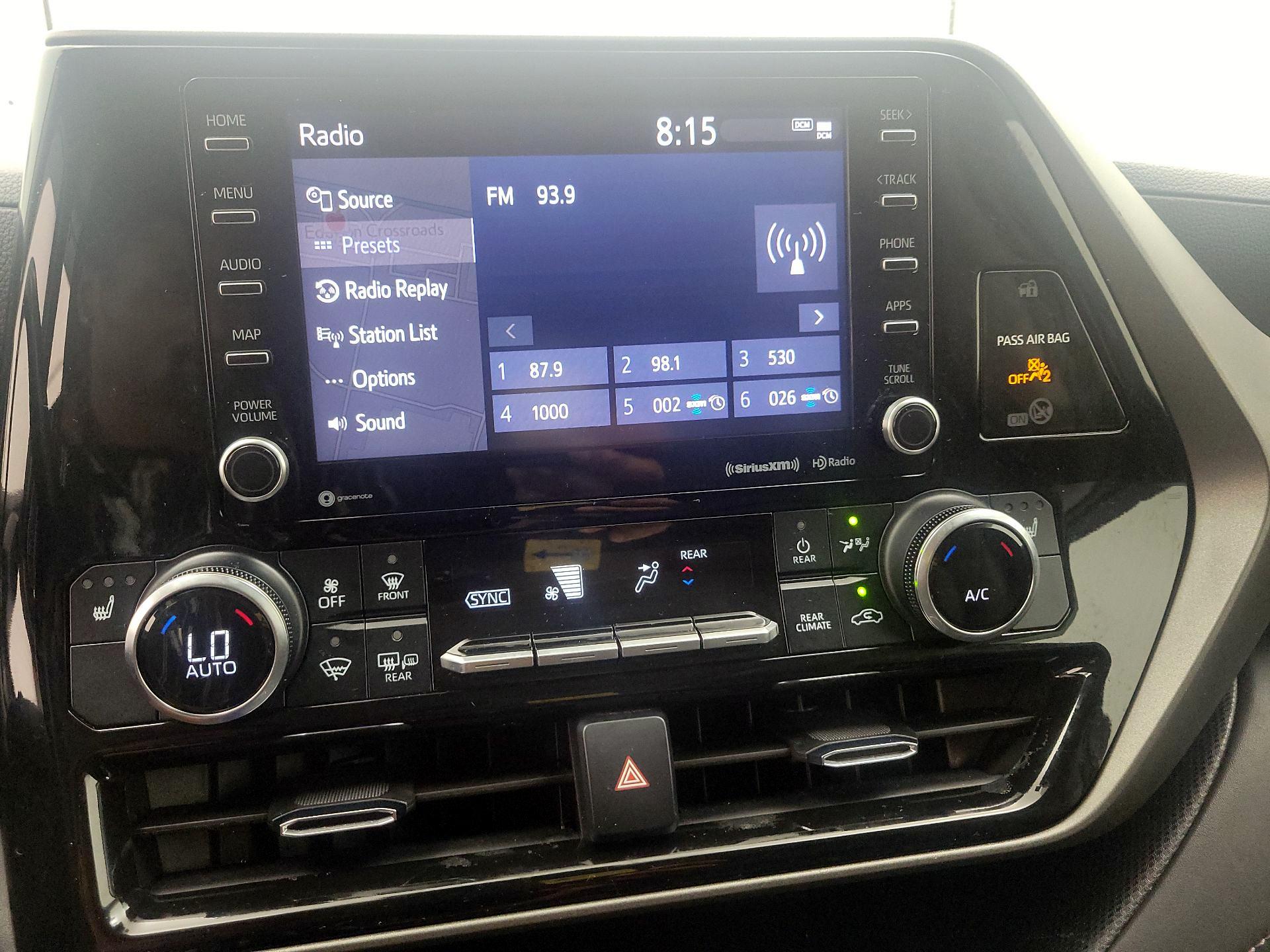 Thumbnail: 2021 Toyota Highlander - 15