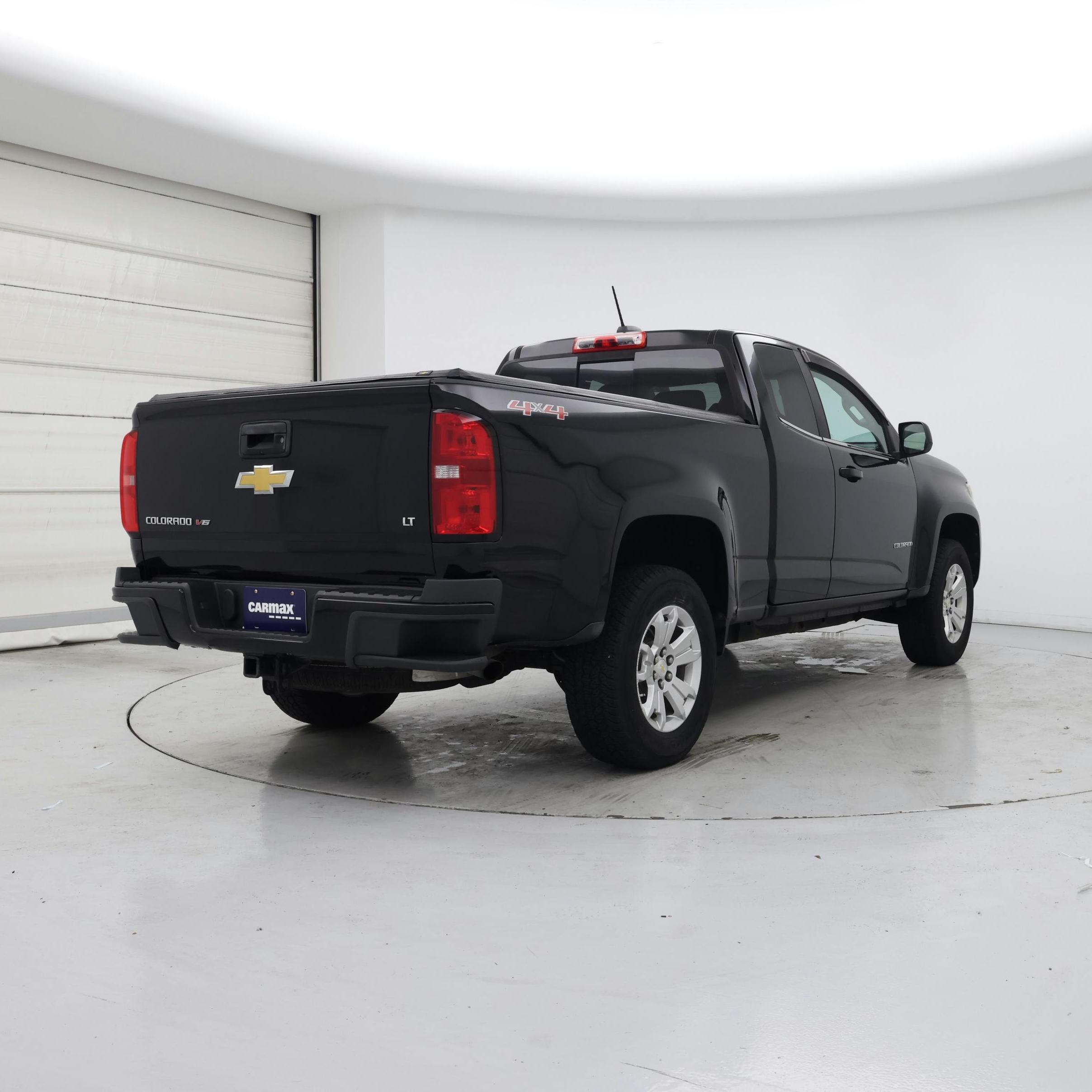 Thumbnail: 2017 Chevrolet Colorado - 8