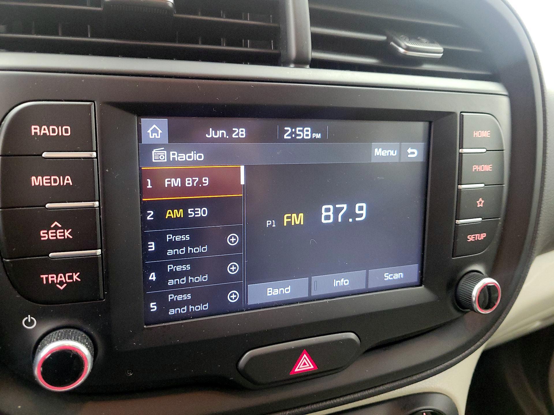 Thumbnail: 2020 Kia Soul - 15