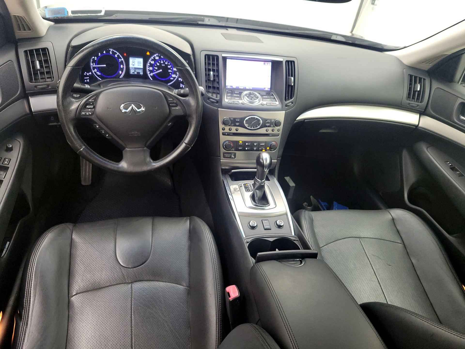 Thumbnail: 2015 INFINITI  - 9