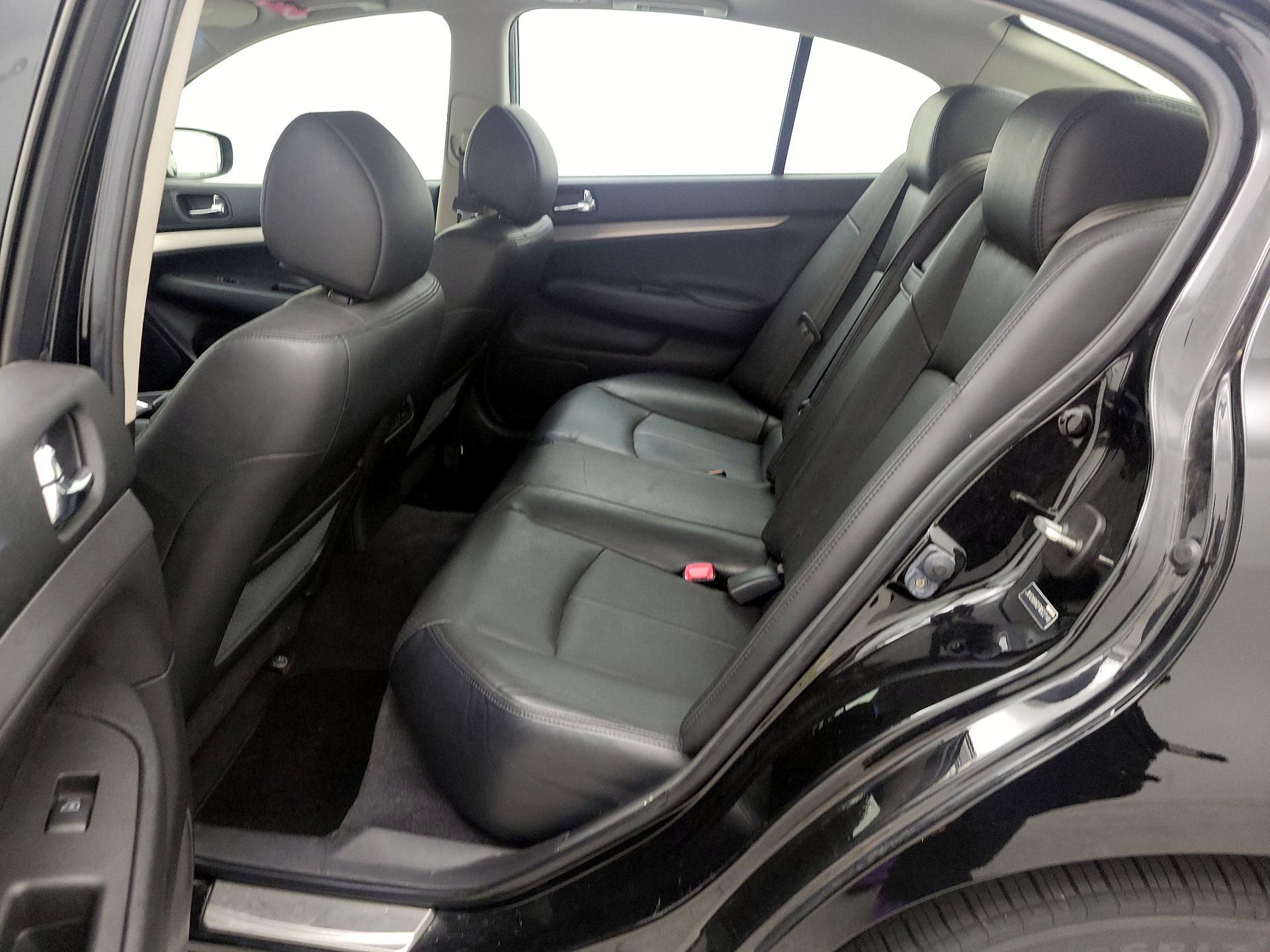 Thumbnail: 2015 INFINITI  - 20