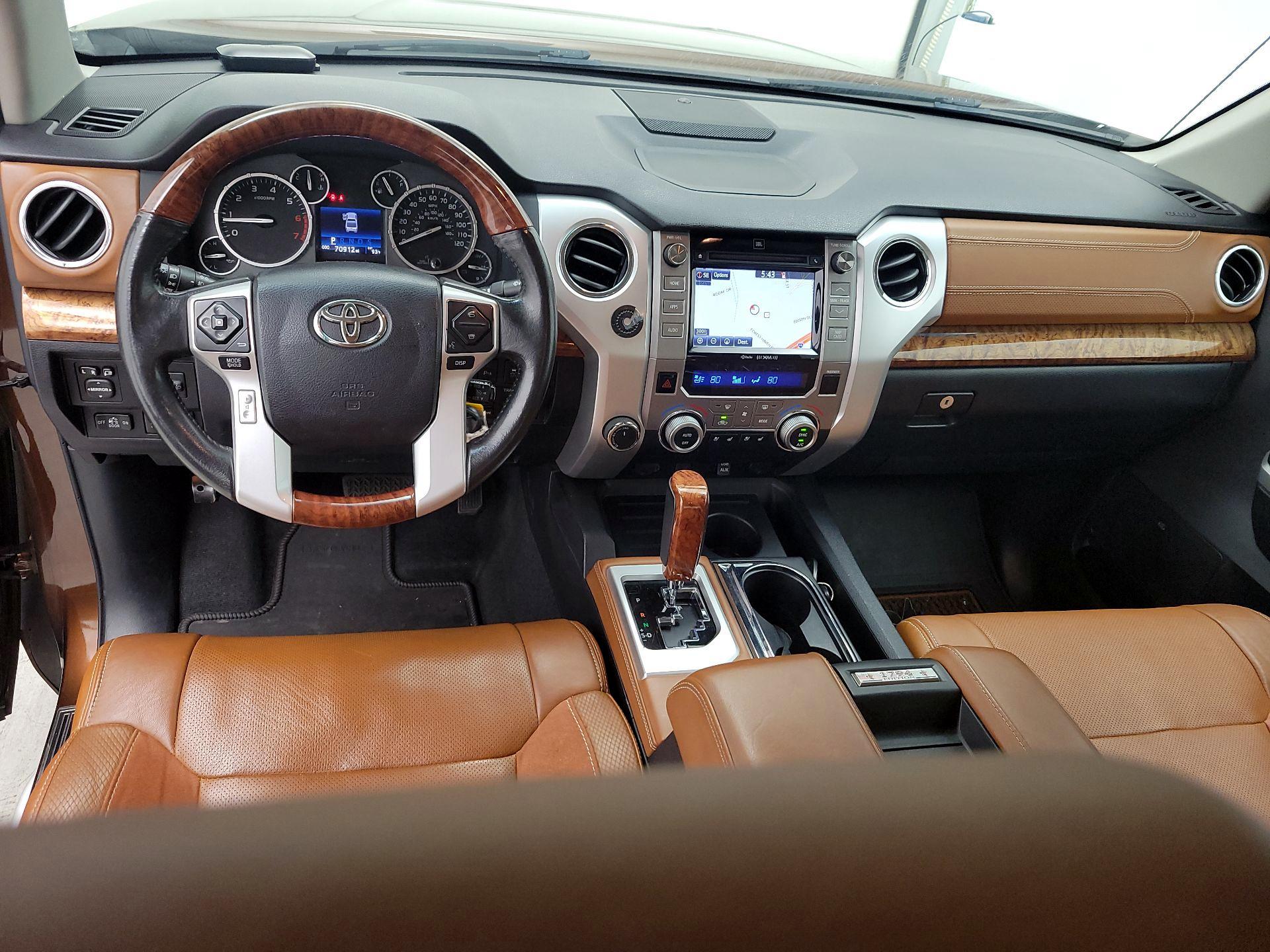 Thumbnail: 2016 Toyota Tundra - 9