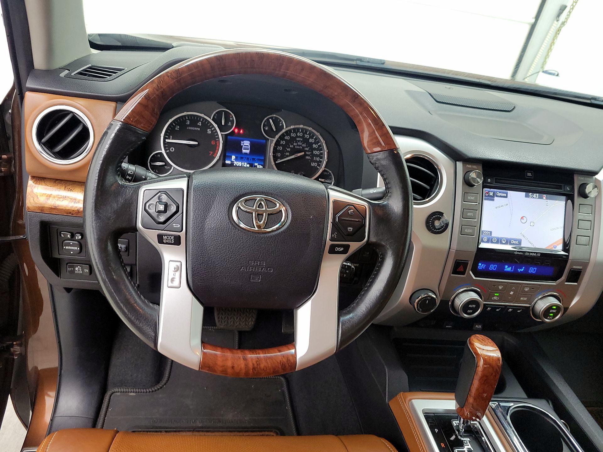 Thumbnail: 2016 Toyota Tundra - 10