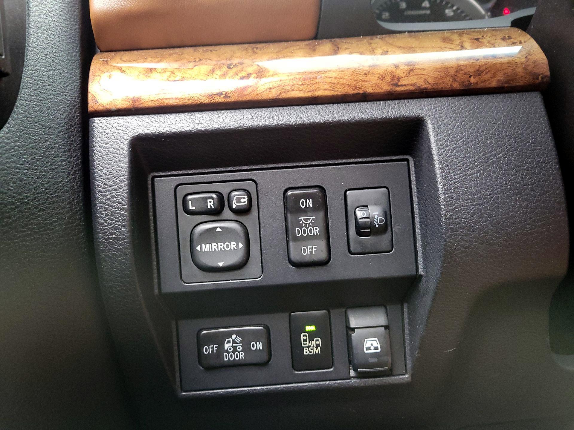 Thumbnail: 2016 Toyota Tundra - 13