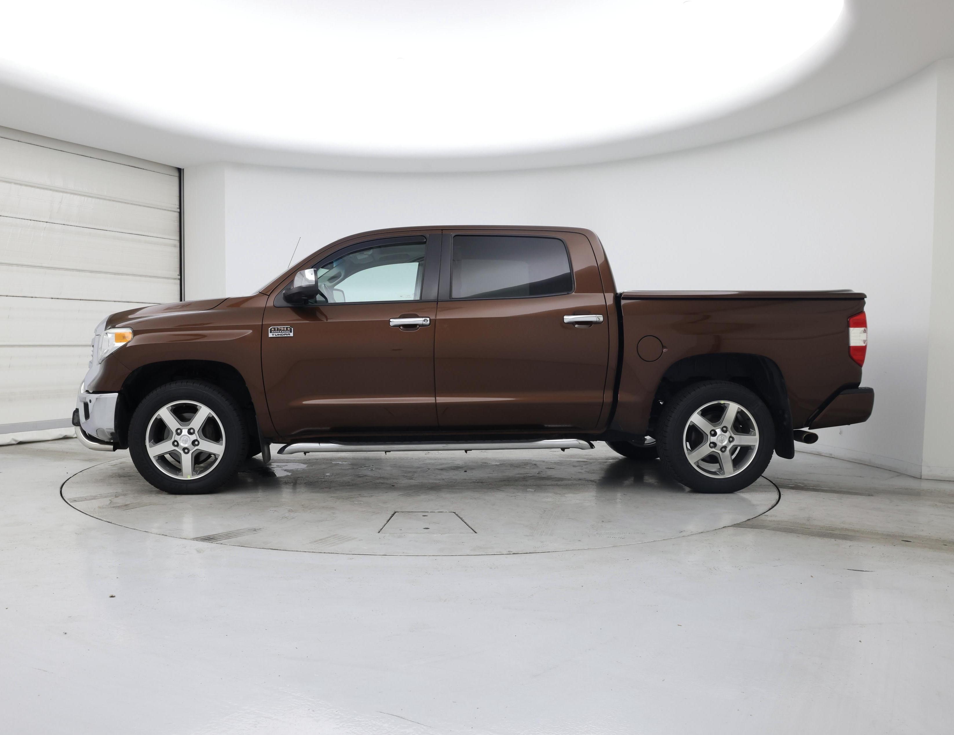 Thumbnail: 2016 Toyota Tundra - 3