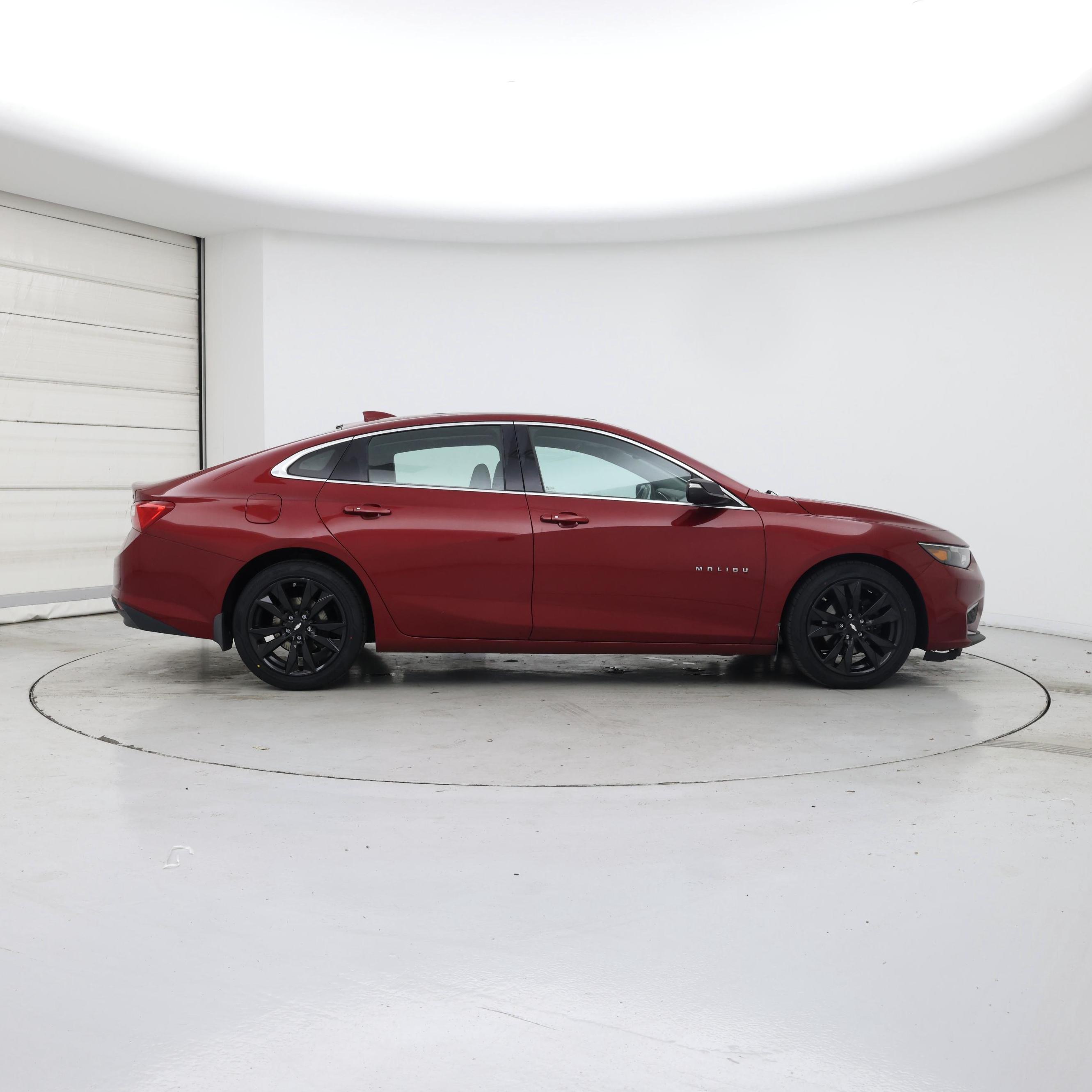 Thumbnail: 2018 Chevrolet Malibu - 7