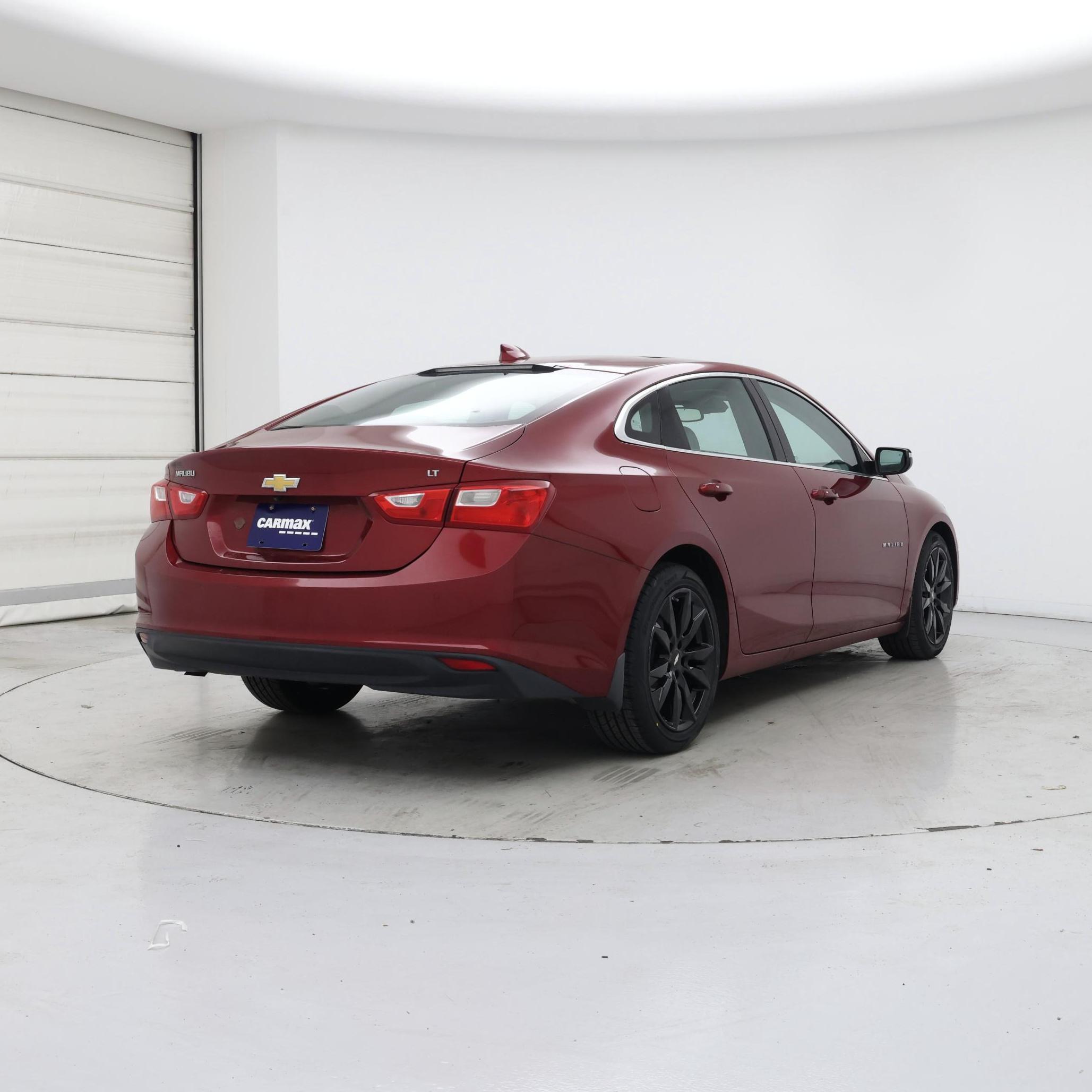 Thumbnail: 2018 Chevrolet Malibu - 8